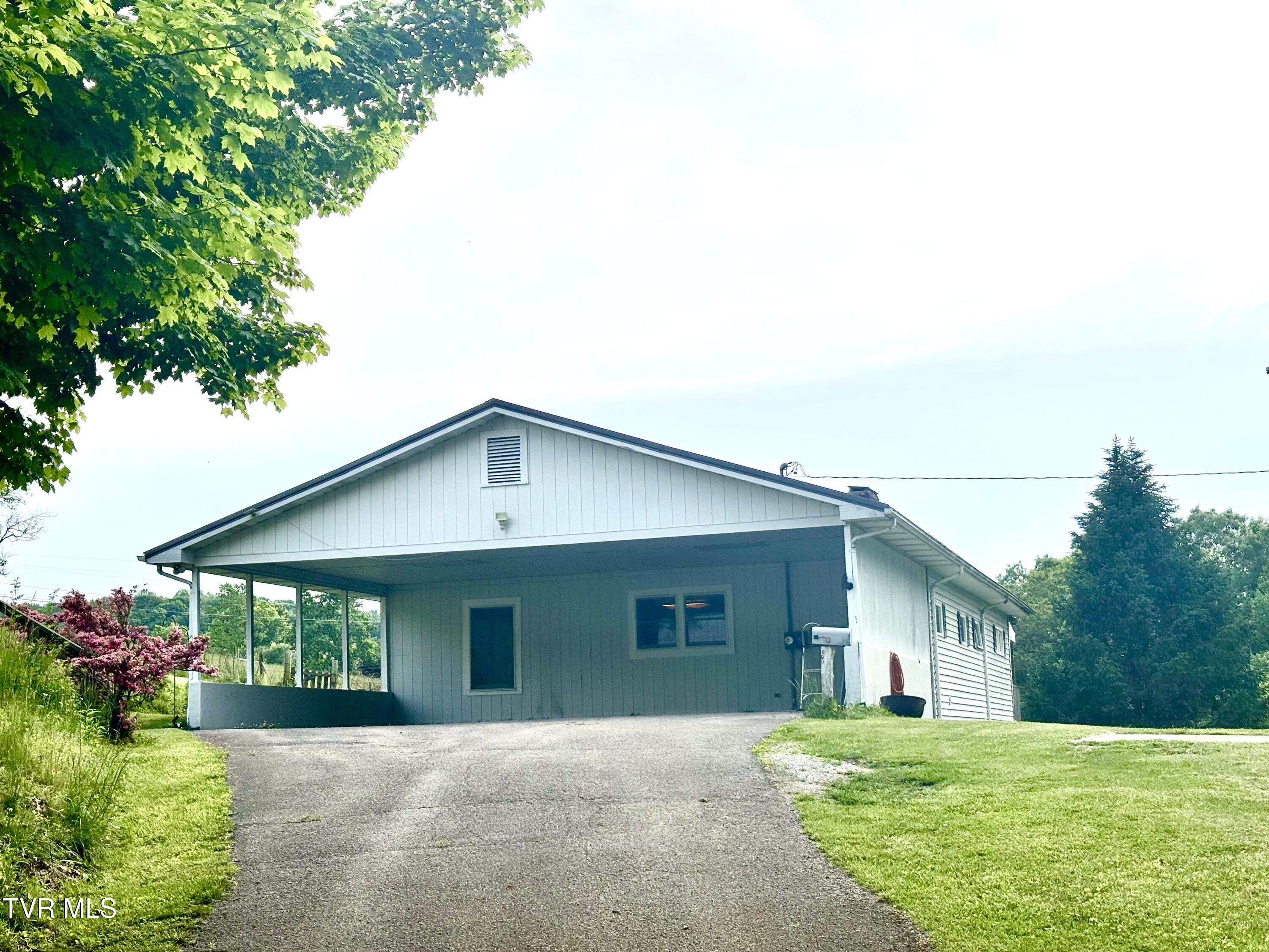 338 Bus Shop Road, Jonesville, Virginia image 2