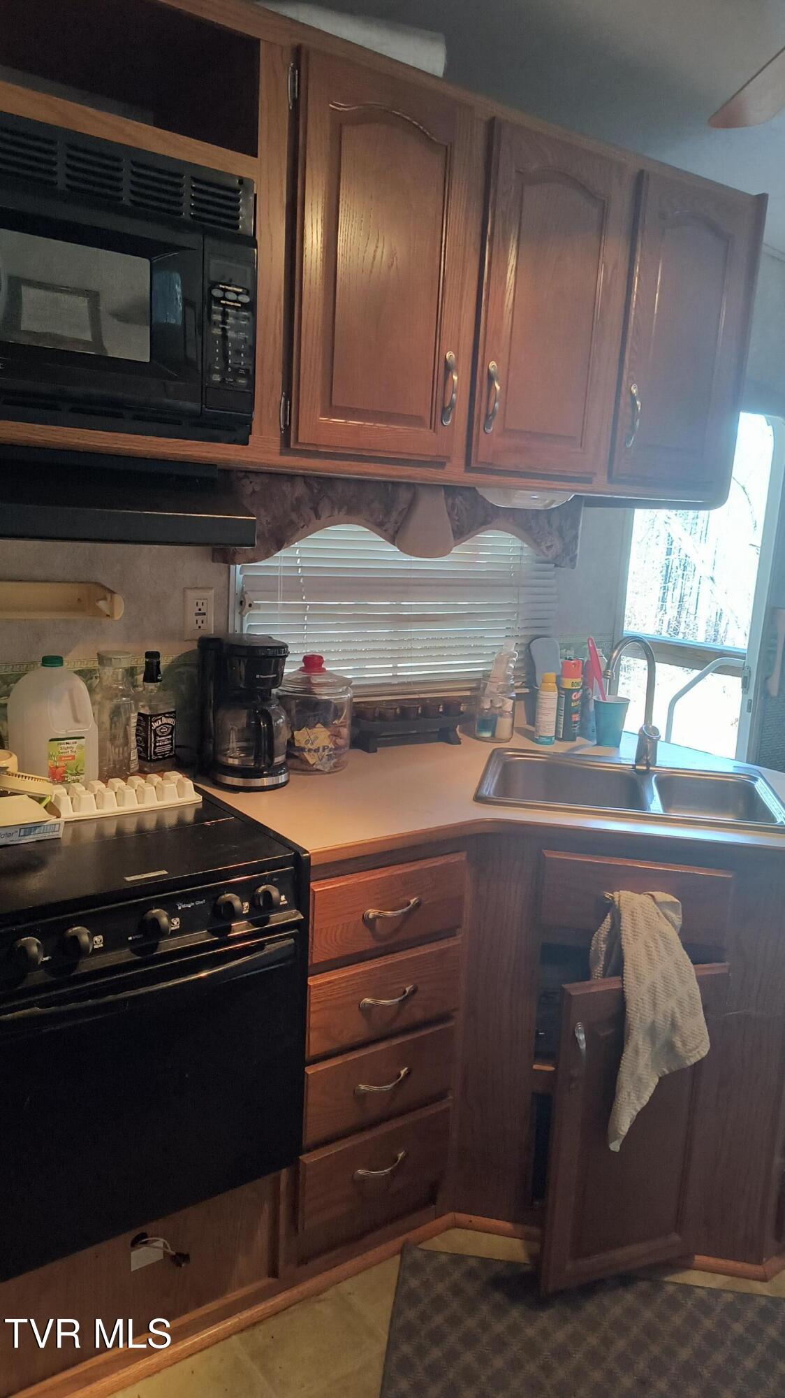 841 Green Road, Butler, Tennessee image 35