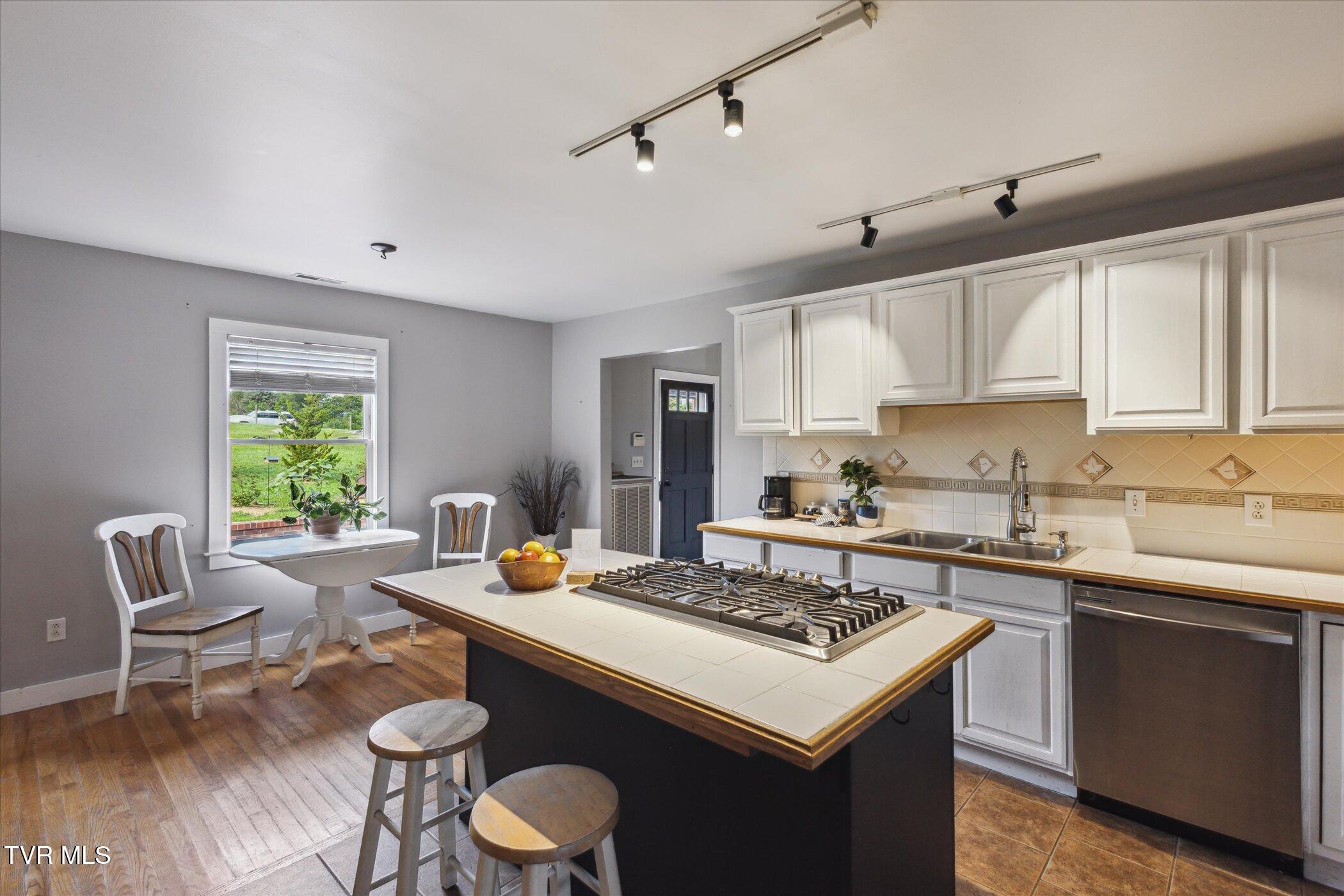 108 Durham Road, Johnson City, Tennessee image 18