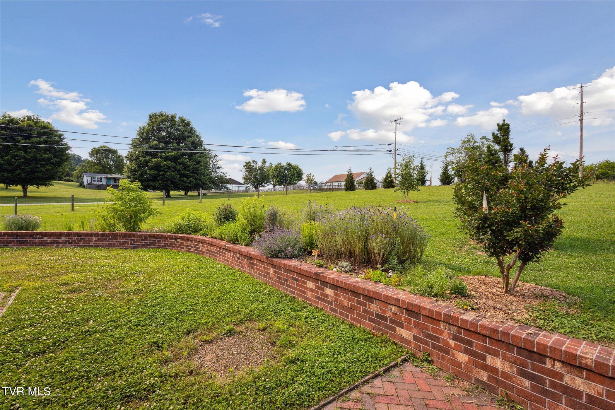 108 Durham Road, Johnson City, Tennessee image 8