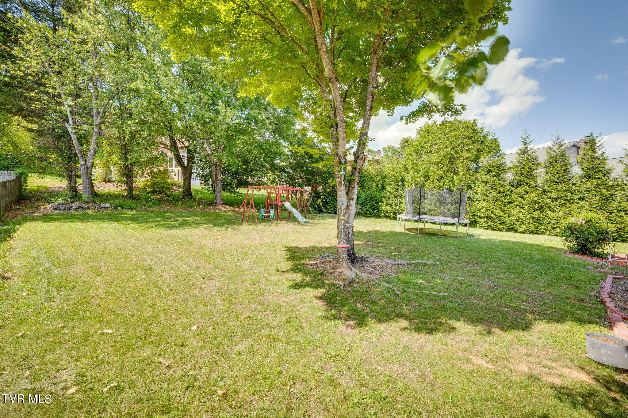 3502 Bondwood Circle, Johnson City, Tennessee image 41
