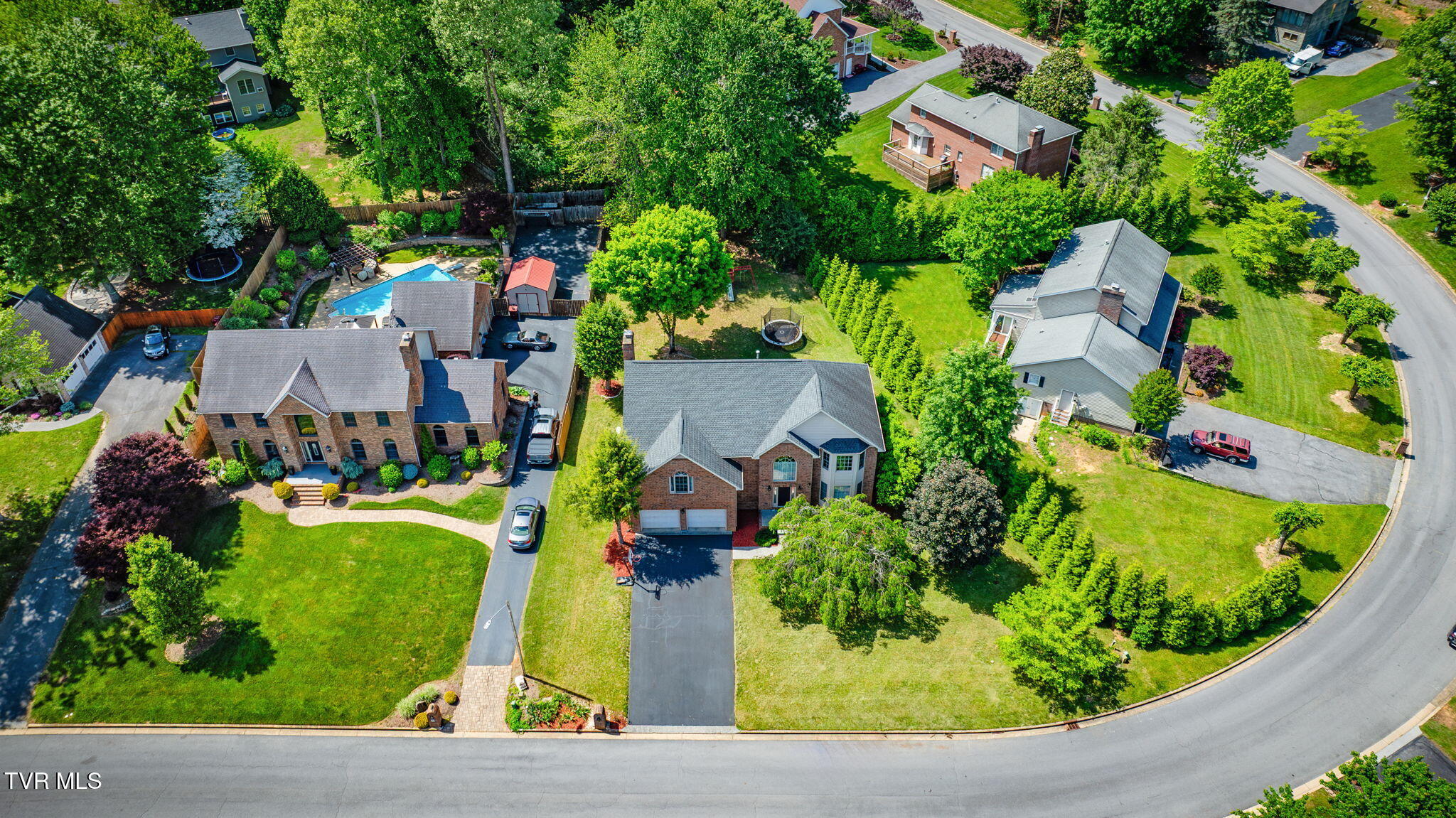 3502 Bondwood Circle, Johnson City, Tennessee image 2