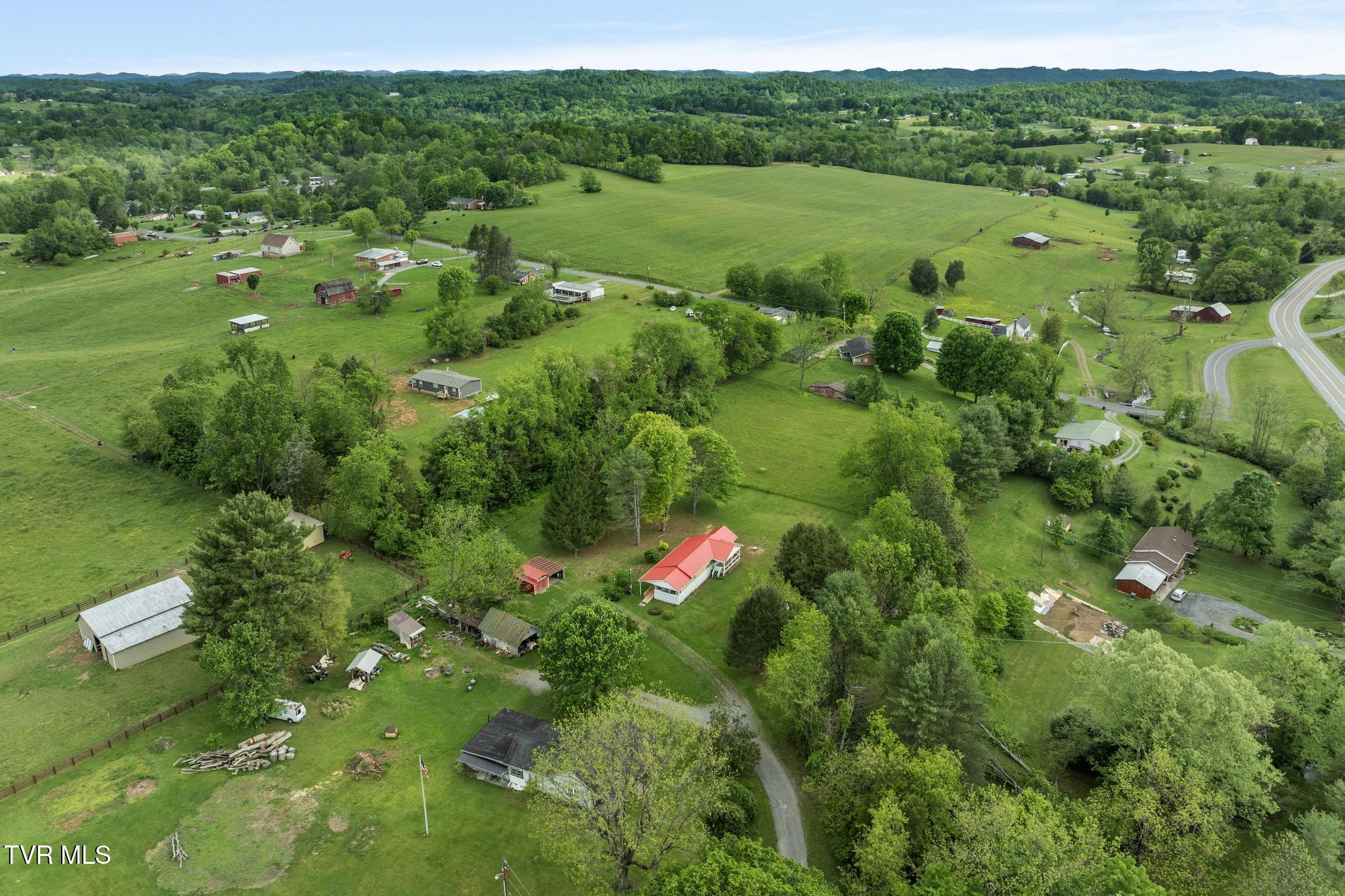 1940 Hickory Tree Road, Bluff City, Tennessee image 40