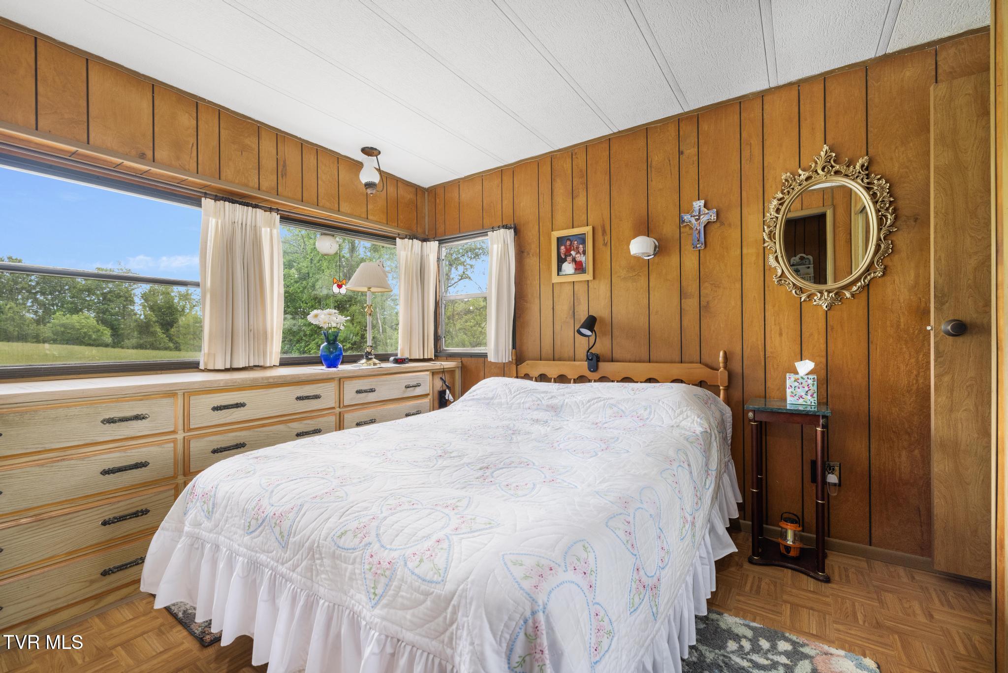 1940 Hickory Tree Road, Bluff City, Tennessee image 23