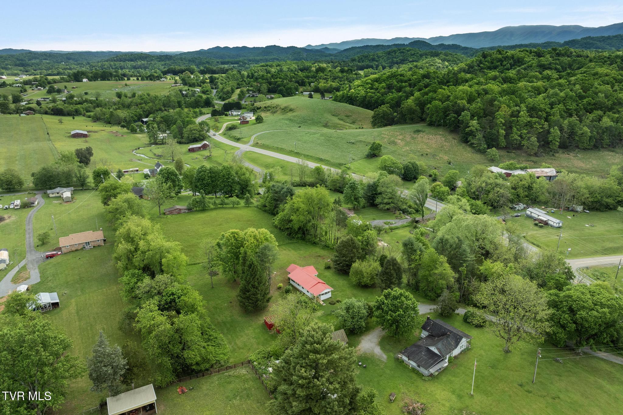 1940 Hickory Tree Road, Bluff City, Tennessee image 38