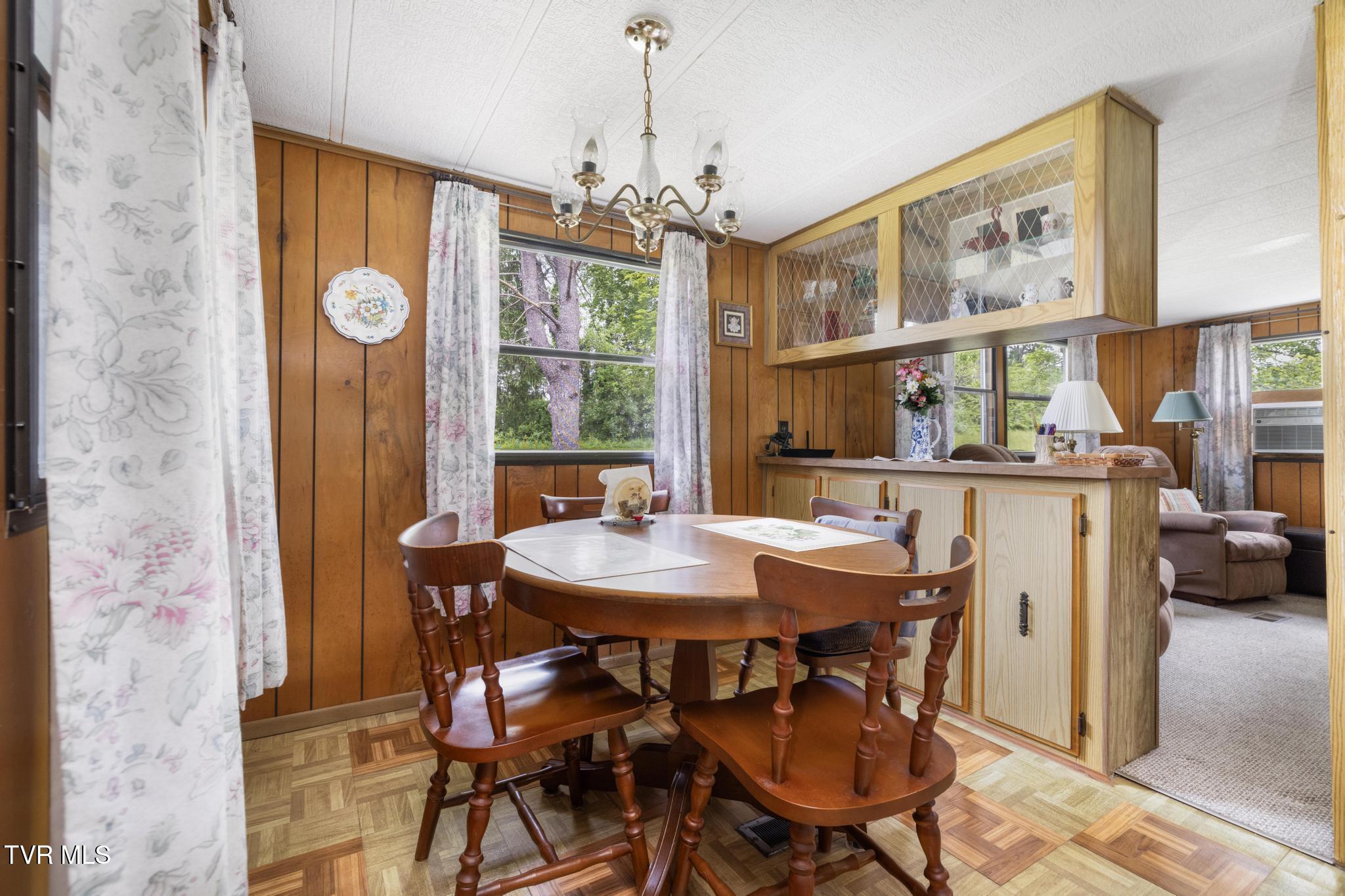 1940 Hickory Tree Road, Bluff City, Tennessee image 12