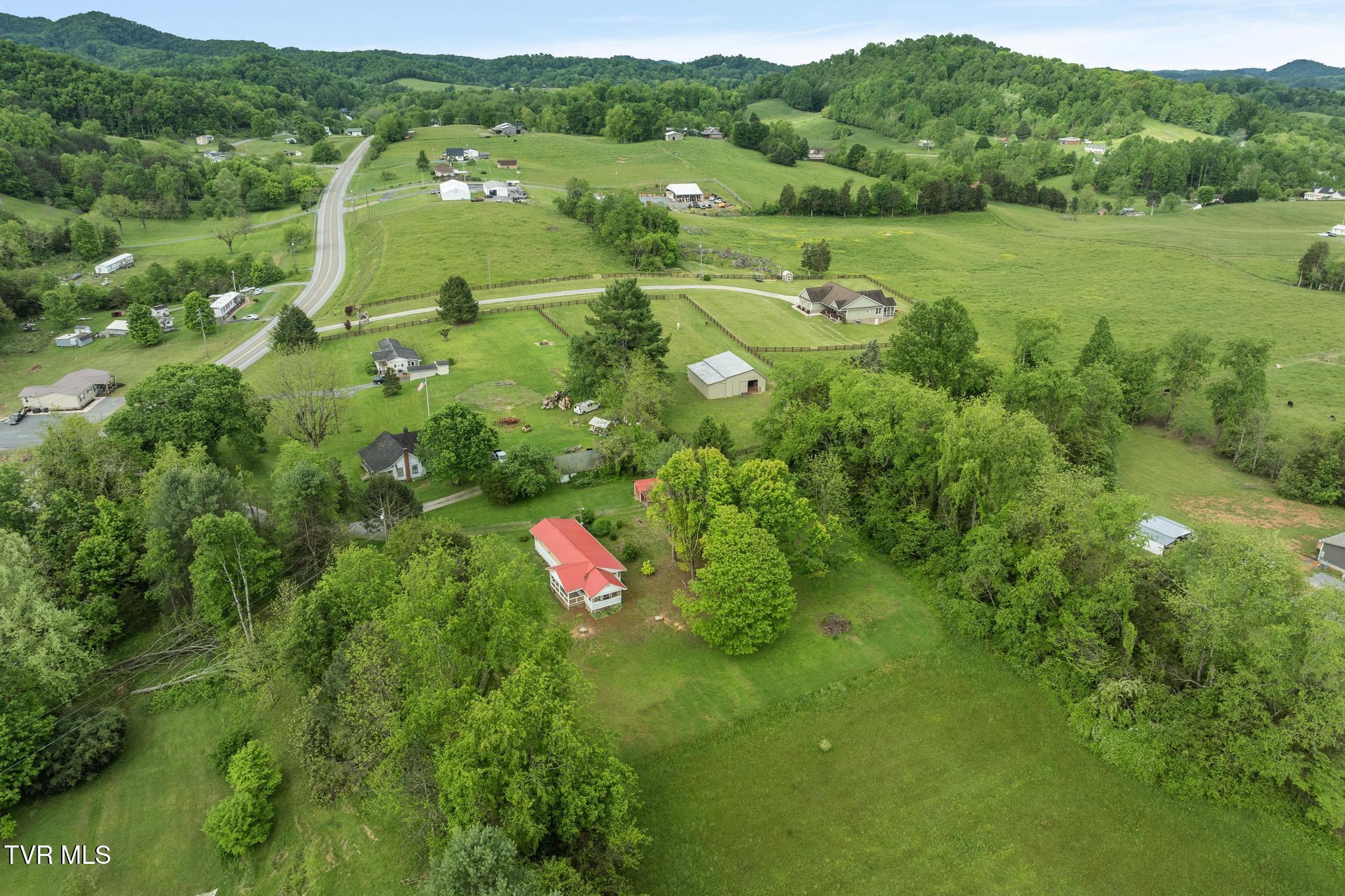 1940 Hickory Tree Road, Bluff City, Tennessee image 33