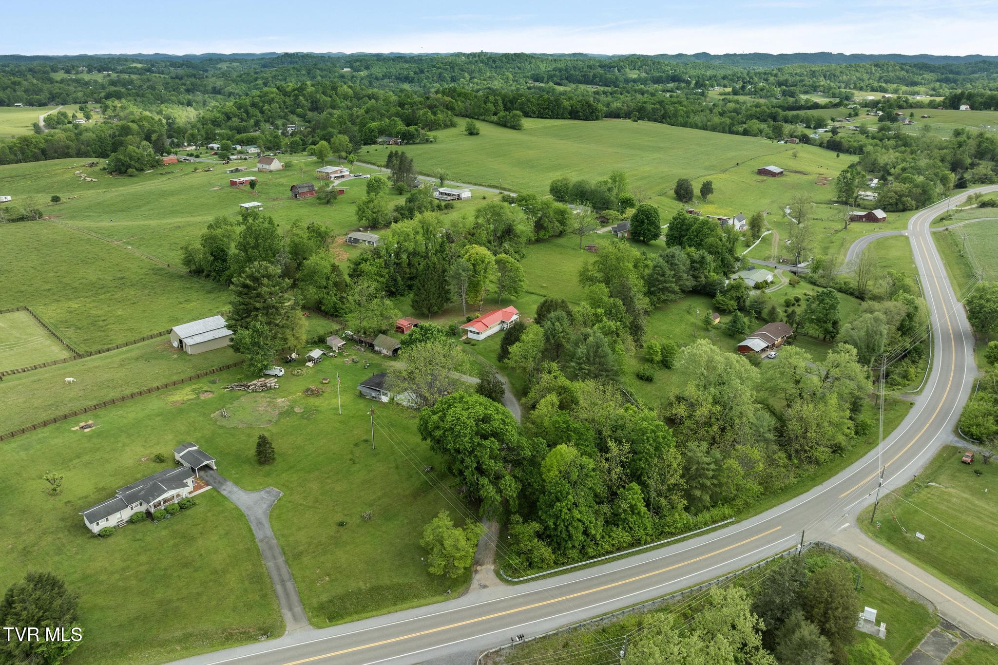 1940 Hickory Tree Road, Bluff City, Tennessee image 42