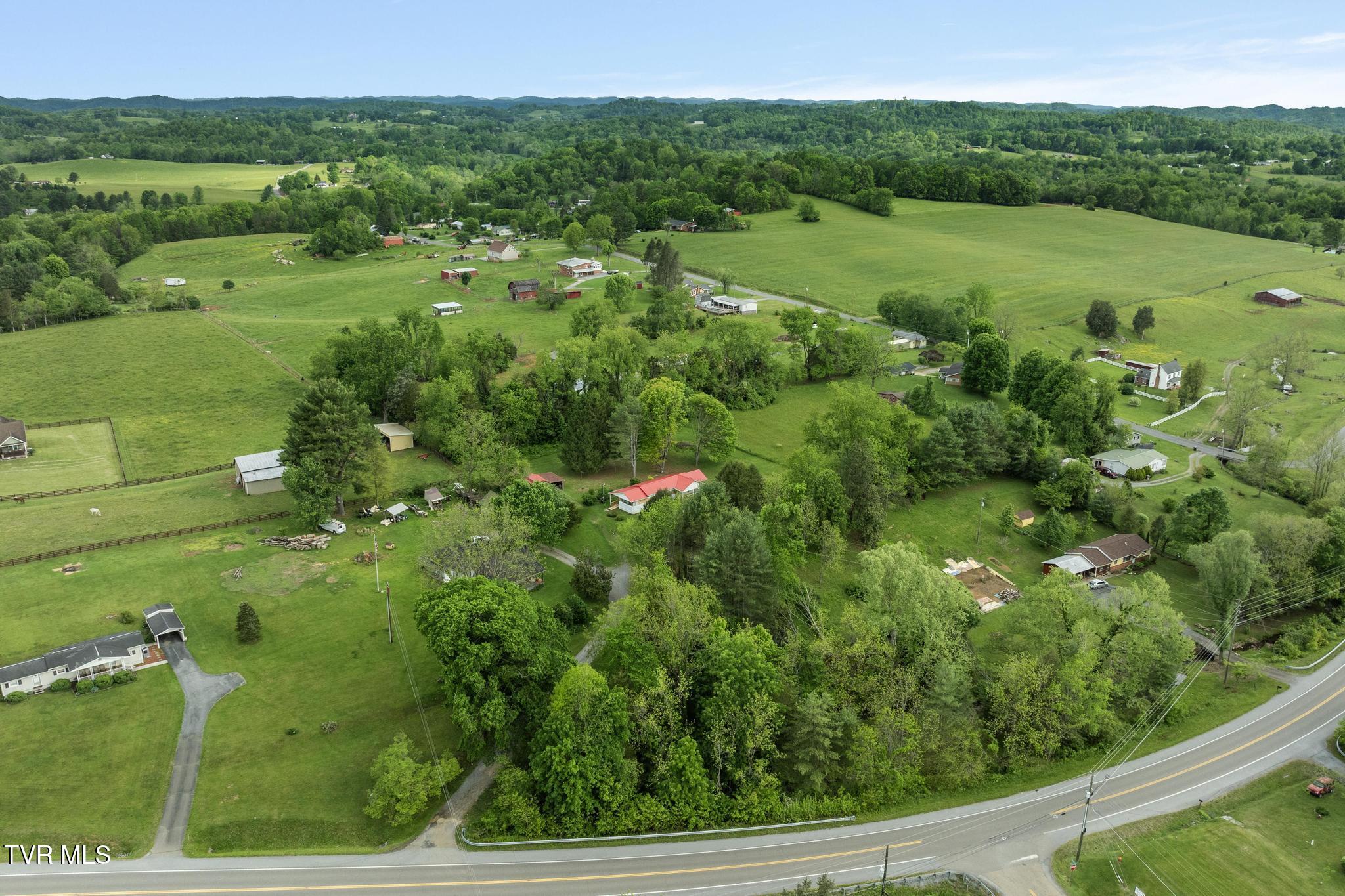 1940 Hickory Tree Road, Bluff City, Tennessee image 43