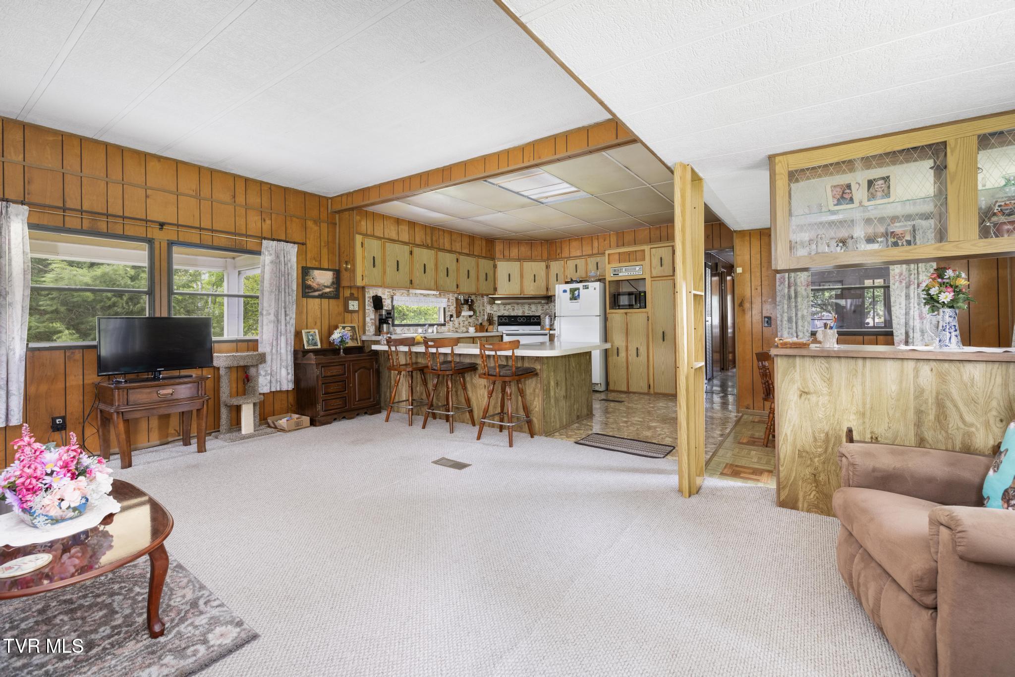 1940 Hickory Tree Road, Bluff City, Tennessee image 7