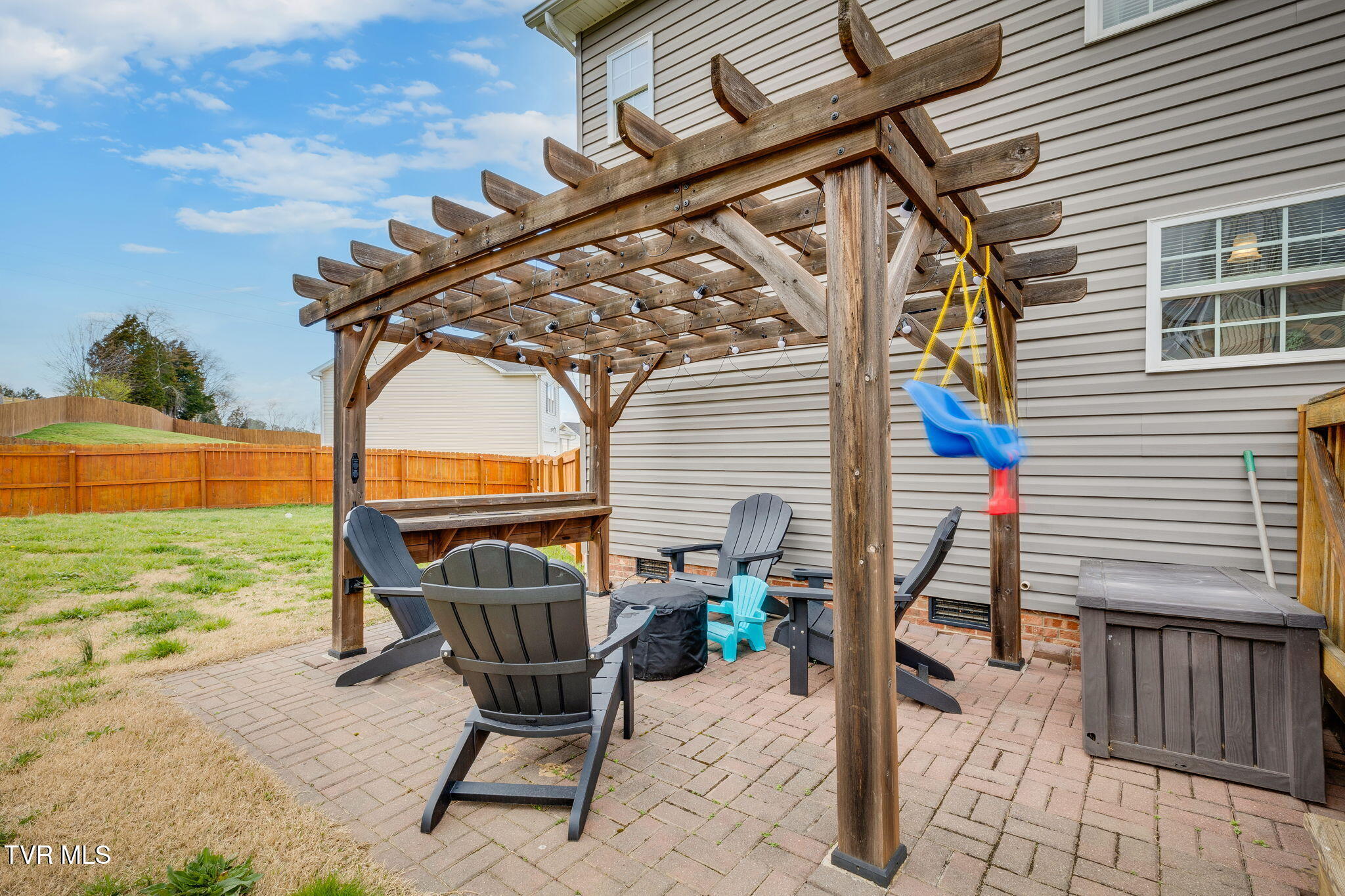 2021 Cody Cove, Bluff City, Tennessee image 31