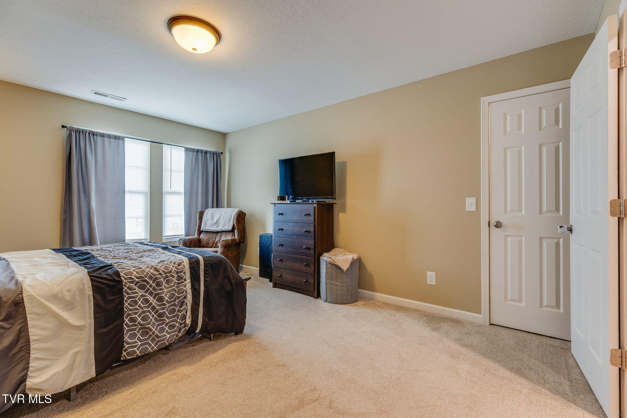 2021 Cody Cove, Bluff City, Tennessee image 23