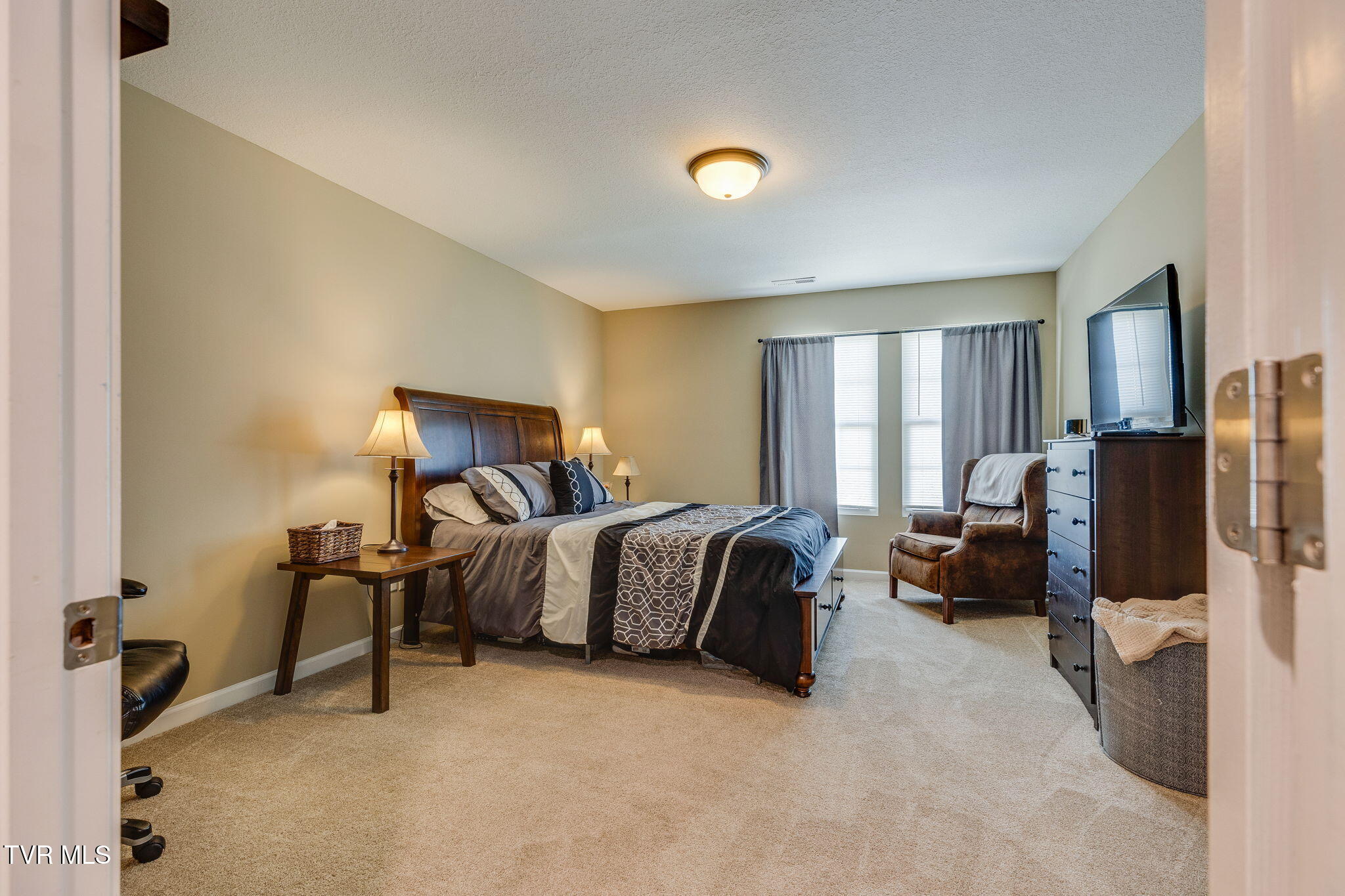 2021 Cody Cove, Bluff City, Tennessee image 21