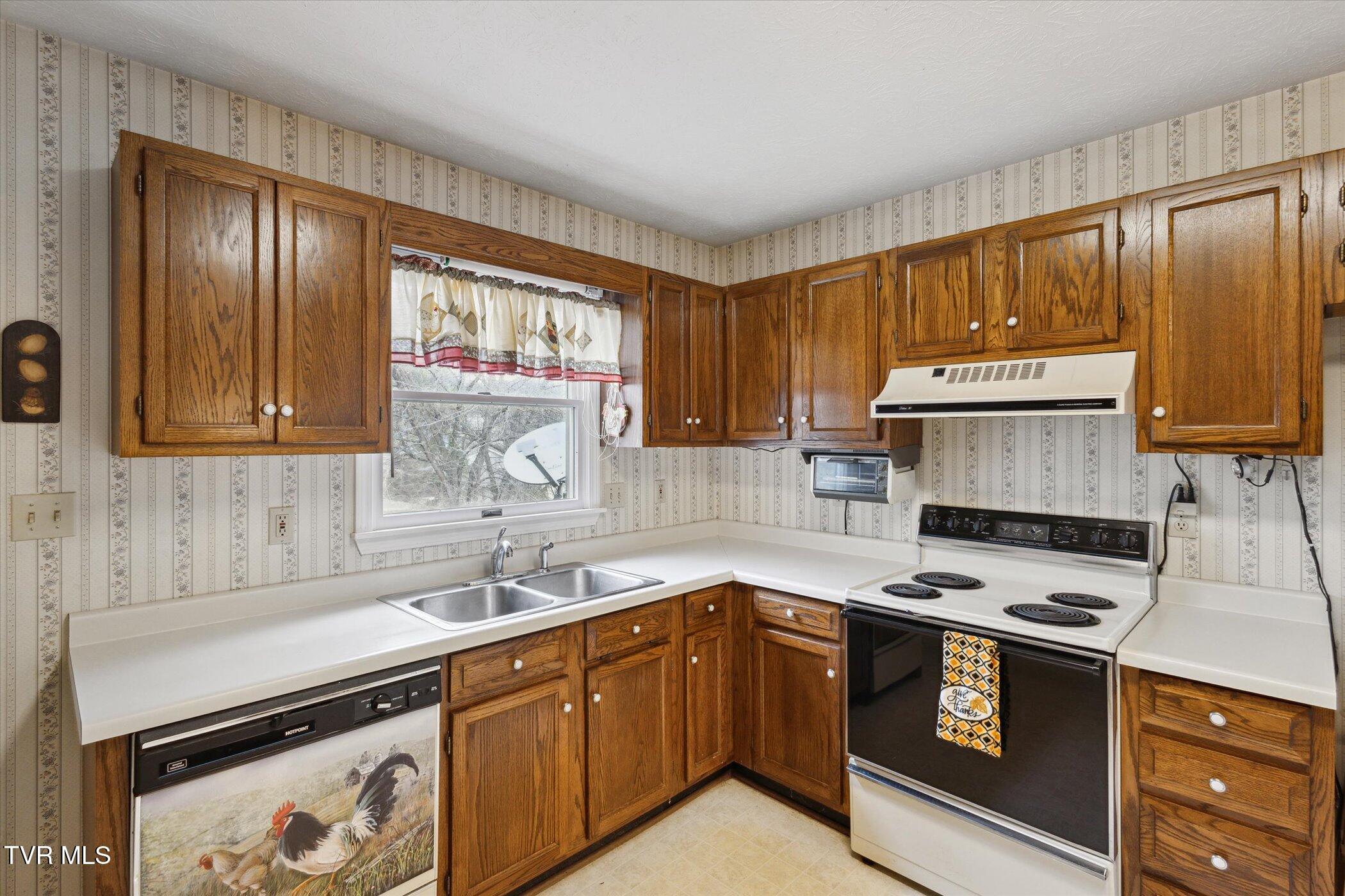 945 Maiden Street, Abingdon, Virginia image 11