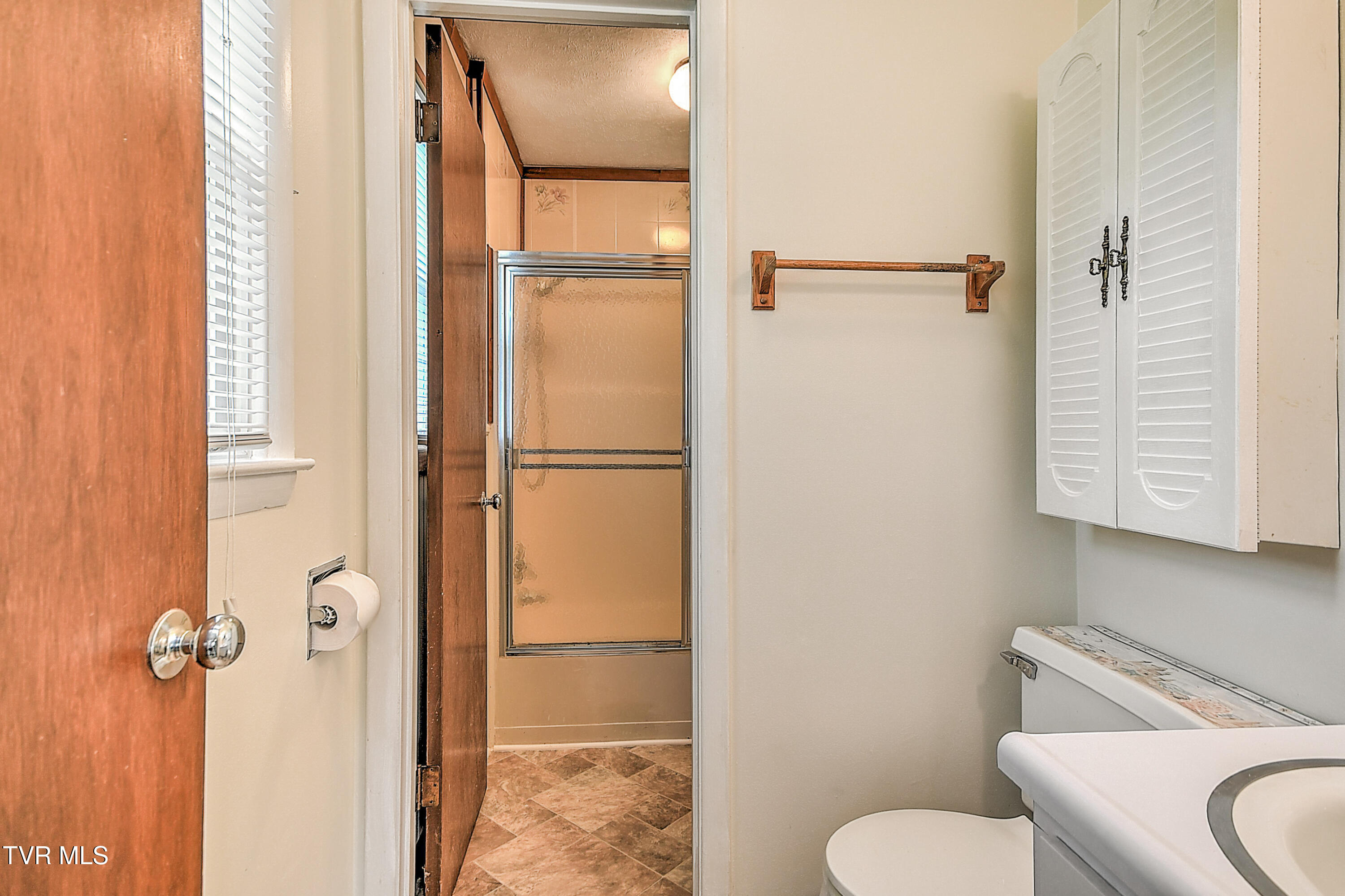 205 Clear Branch Circle, Blountville, Tennessee image 30