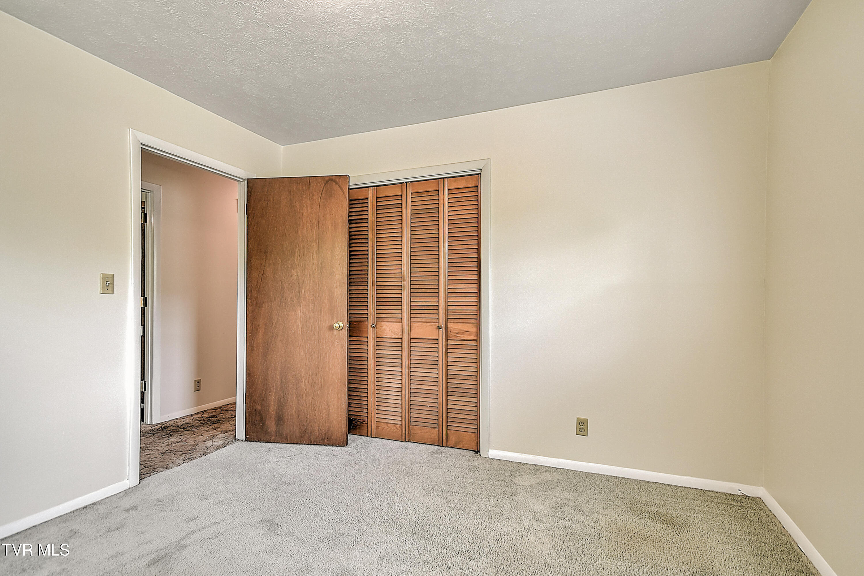 205 Clear Branch Circle, Blountville, Tennessee image 24