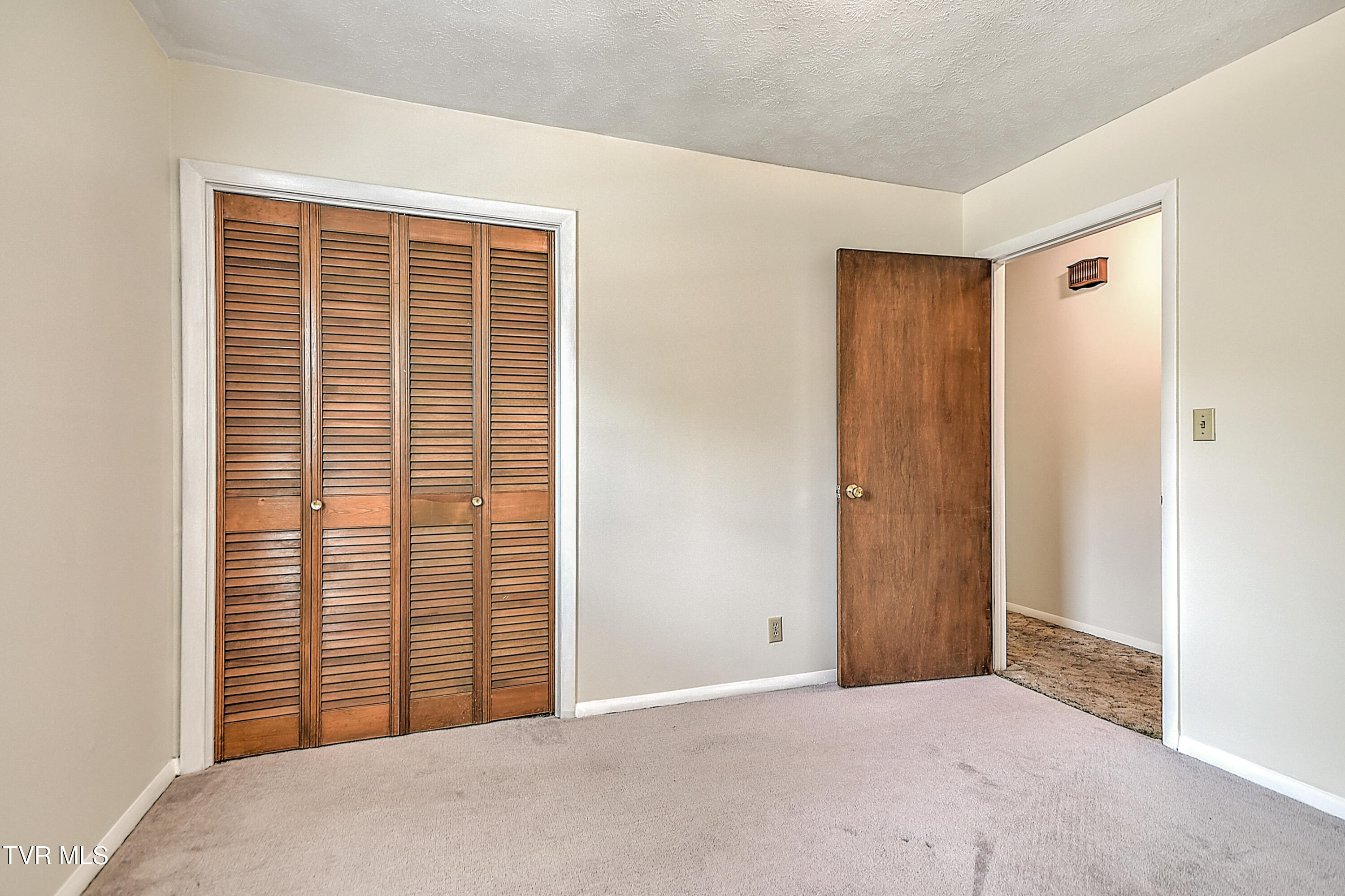 205 Clear Branch Circle, Blountville, Tennessee image 19