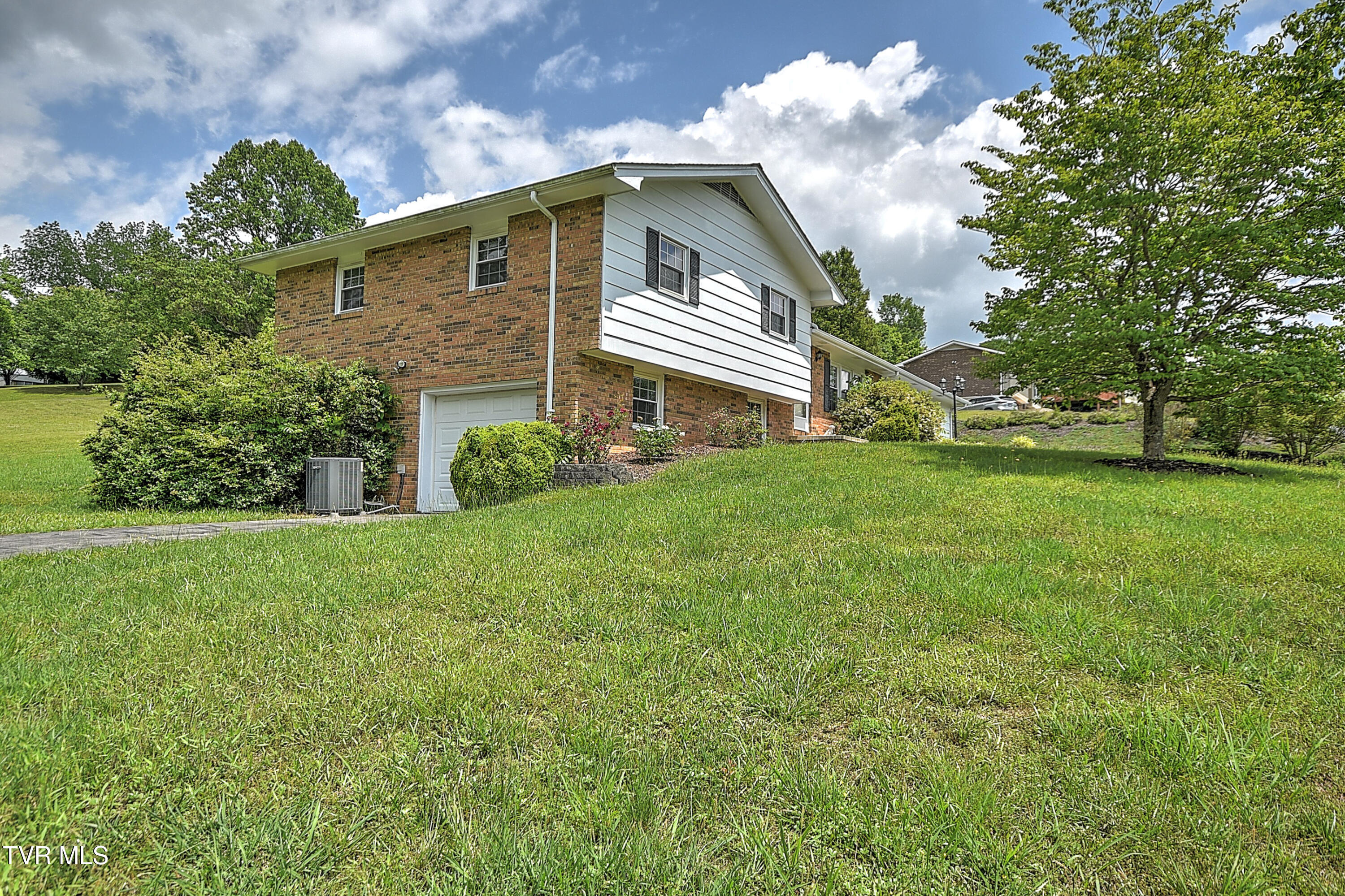 205 Clear Branch Circle, Blountville, Tennessee image 39