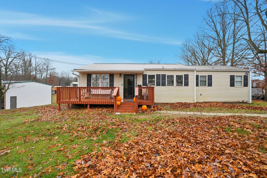 Photo of 101 Buncomb Hill Road, Jonesborough, TN 37659 (MLS # 9989002)
