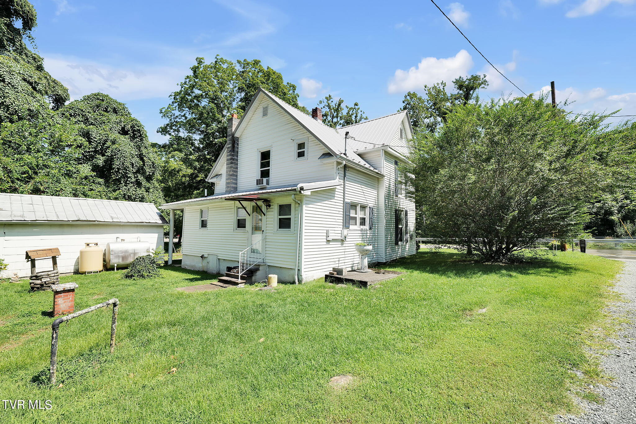 329 Beaver Dam Avenue, Damascus, Virginia image 26