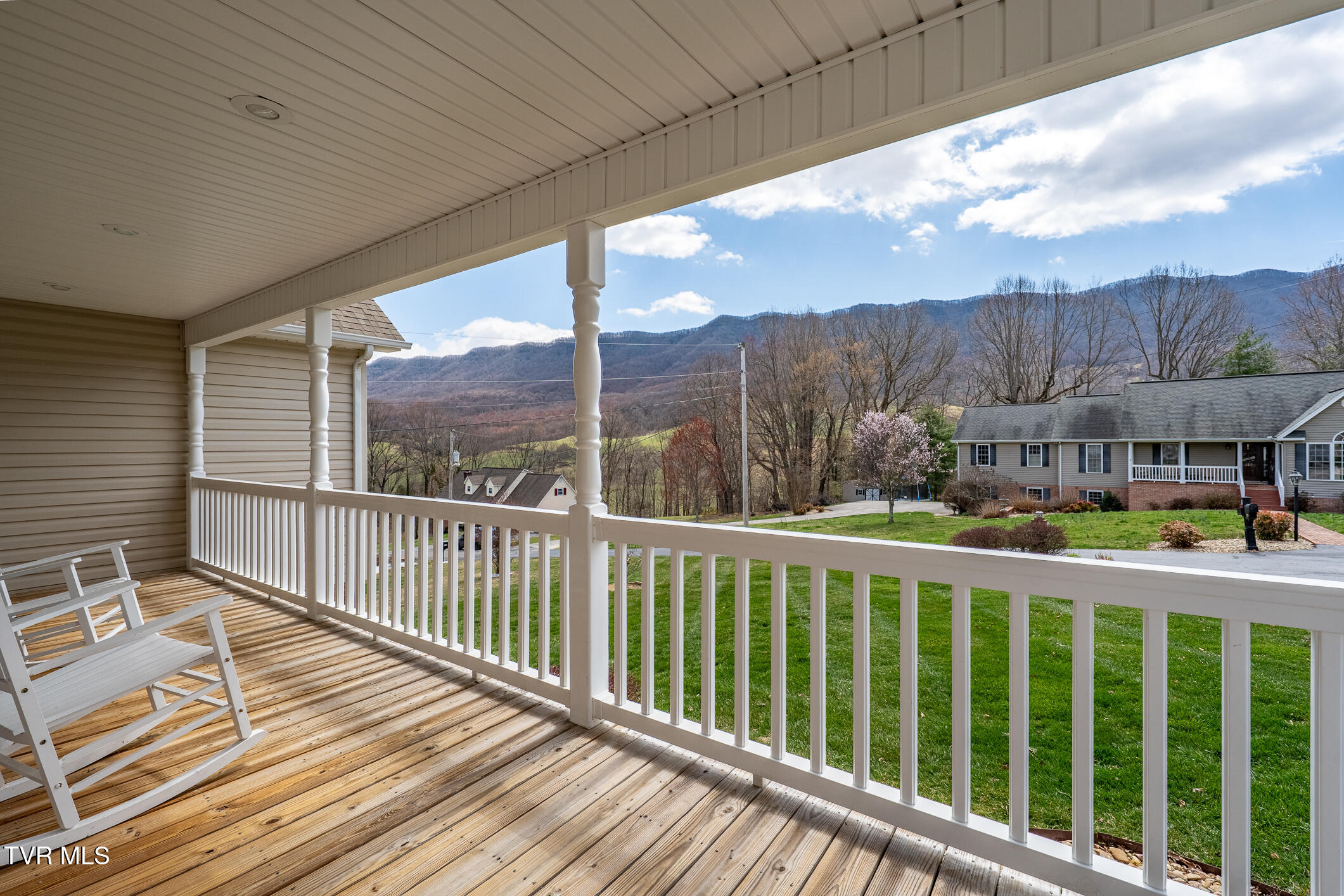 128 Echo Lane Lane, Lebanon, Virginia image 29
