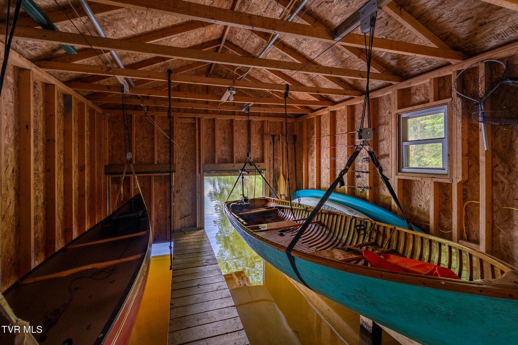 Photo of 170 Ripshin Lake Road, Roan Mountain, TN 37687 (MLS # 9995984)