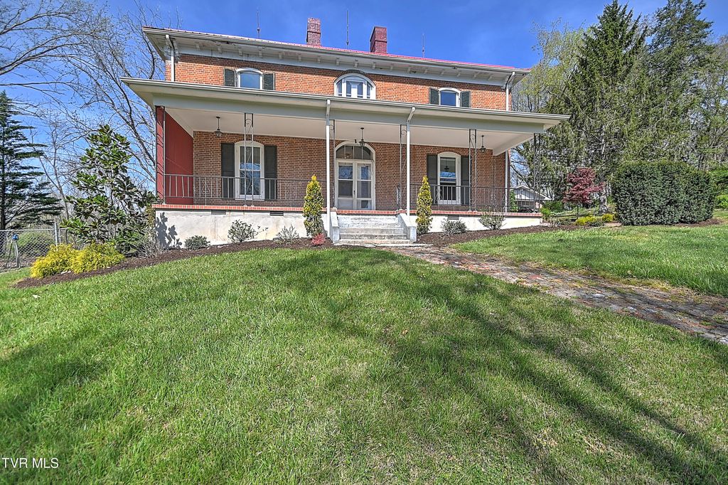 Photo of 2061 King College Road, Bristol, TN 37620 (MLS # 9993792)