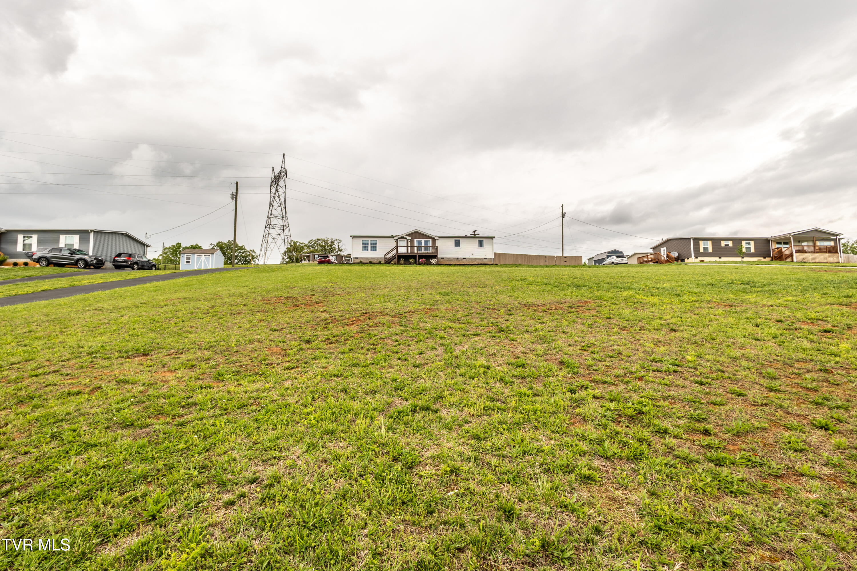 616 Towers Drive, Dandridge, Tennessee image 19