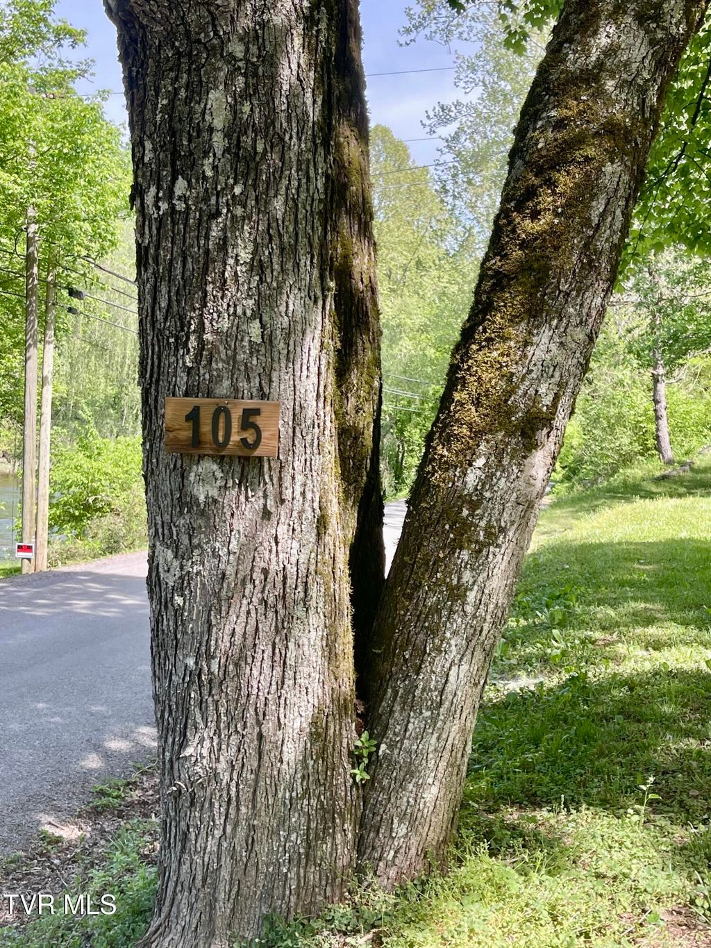 Photo of 105 Copper Creek Road, Duffield, VA 24244 (MLS # 9994544)