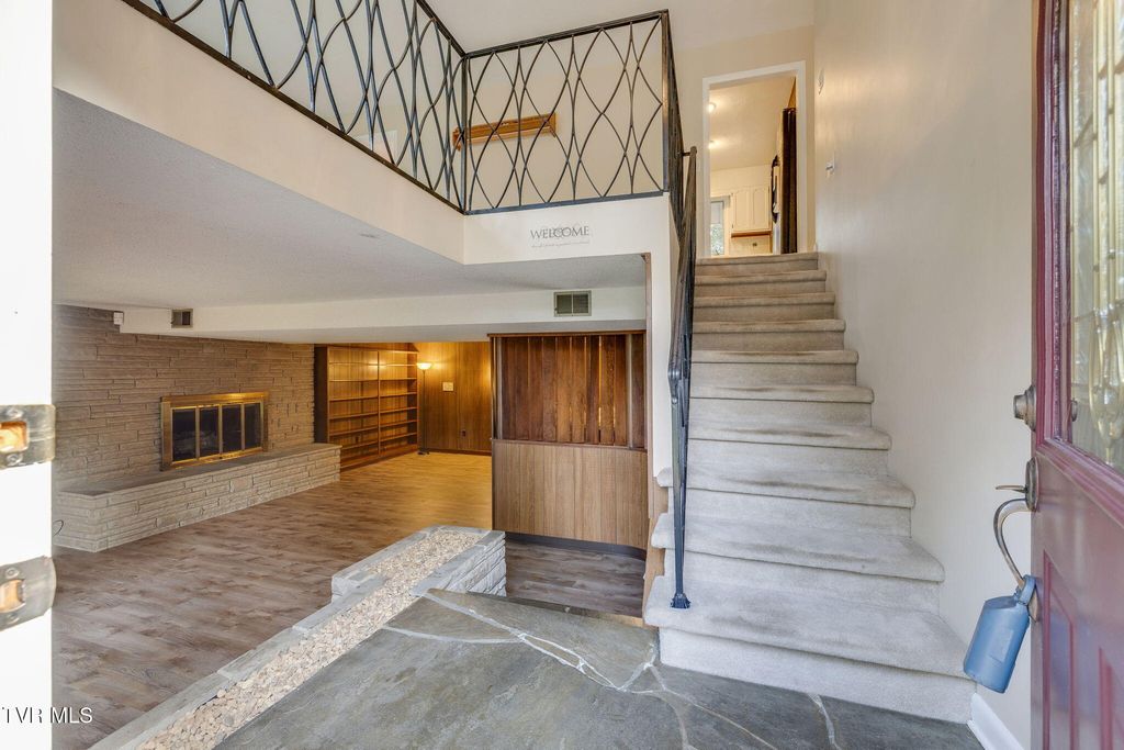 Photo of 206 Windmere Place, Kingsport, TN 37663 (MLS # 9987381)