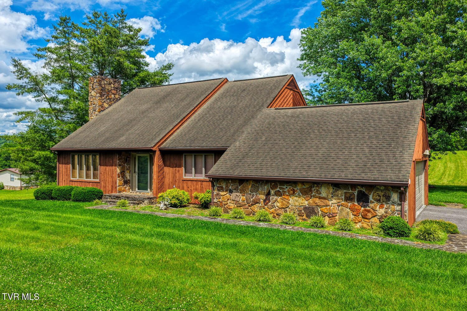 266 Big Hill Road, Mooresburg, Tennessee image 1
