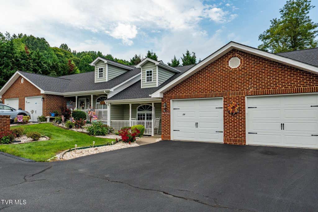 Photo of 58 Sage Wood Court #58, Jonesborough, TN 37659 (MLS # 9998909)