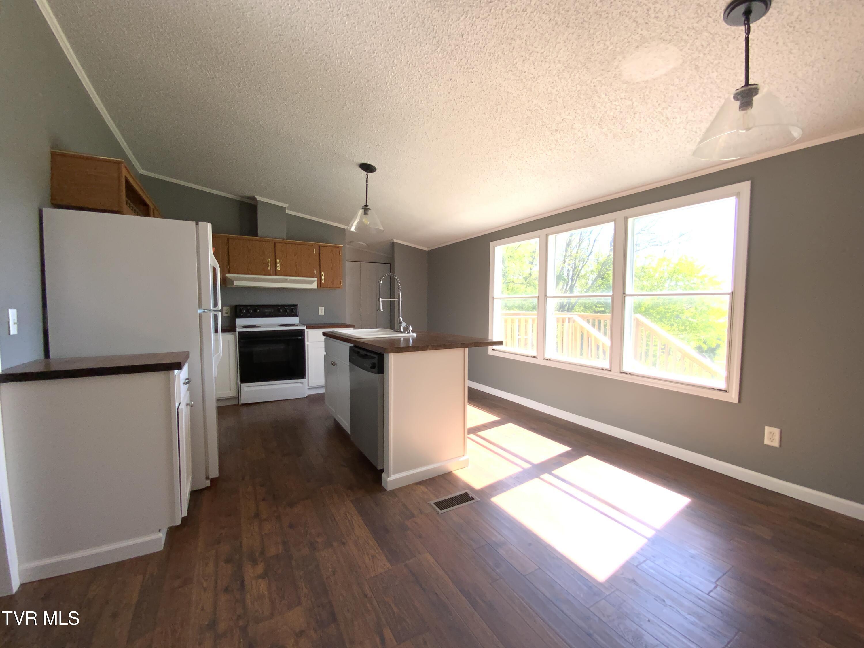 1014 Red Bud Lane, Rogersville, Tennessee image 18