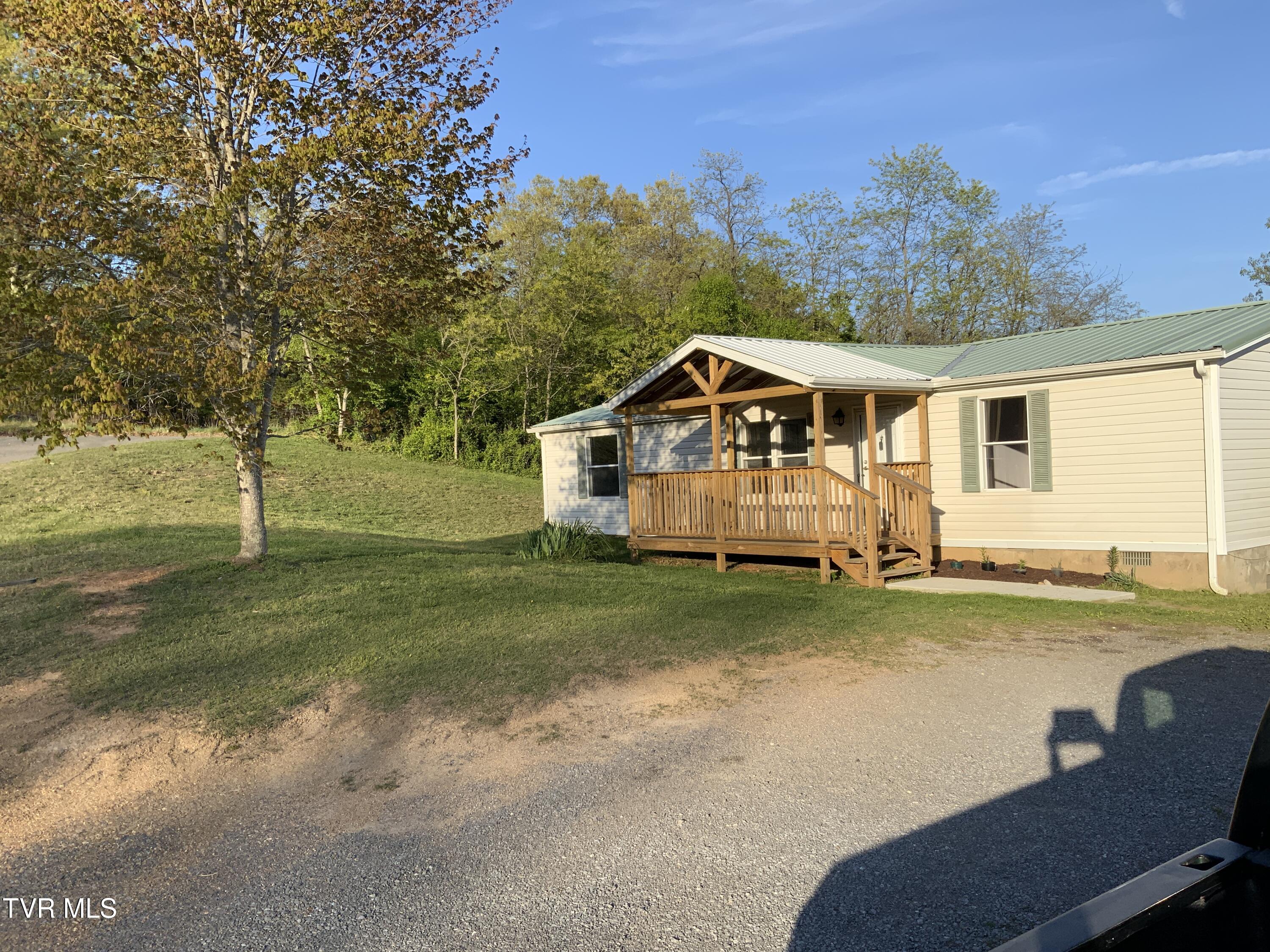 1014 Red Bud Lane, Rogersville, Tennessee image 5
