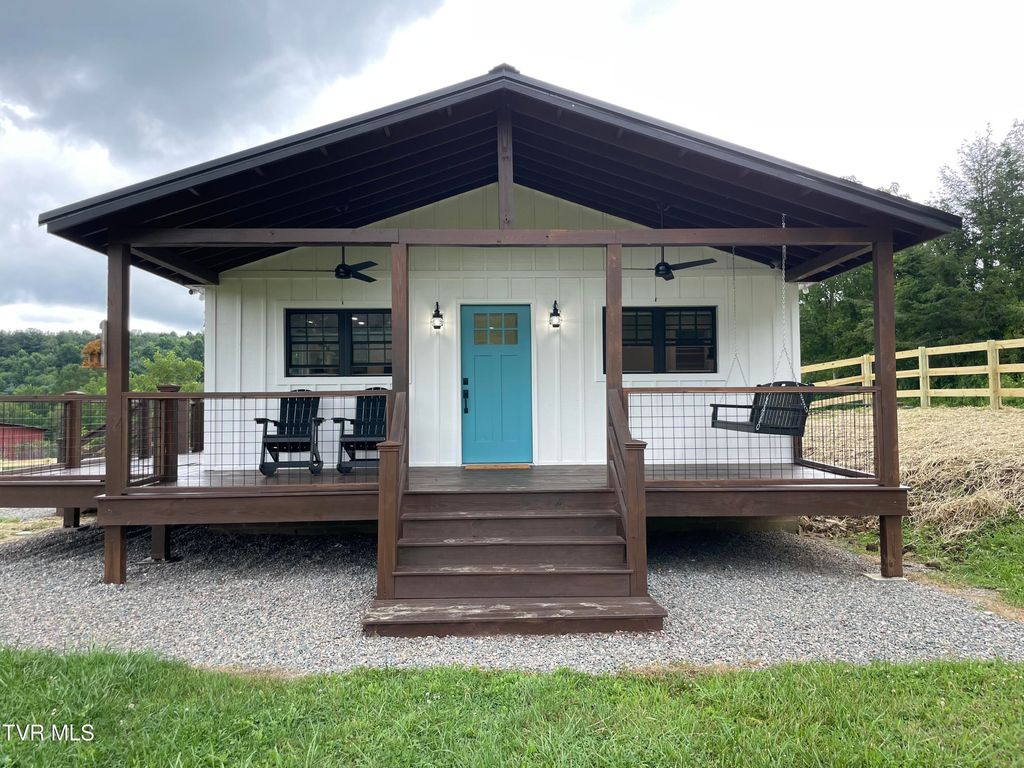 Photo of 256 Morley Road, Mountain City, TN 37683 (MLS # 9994571)