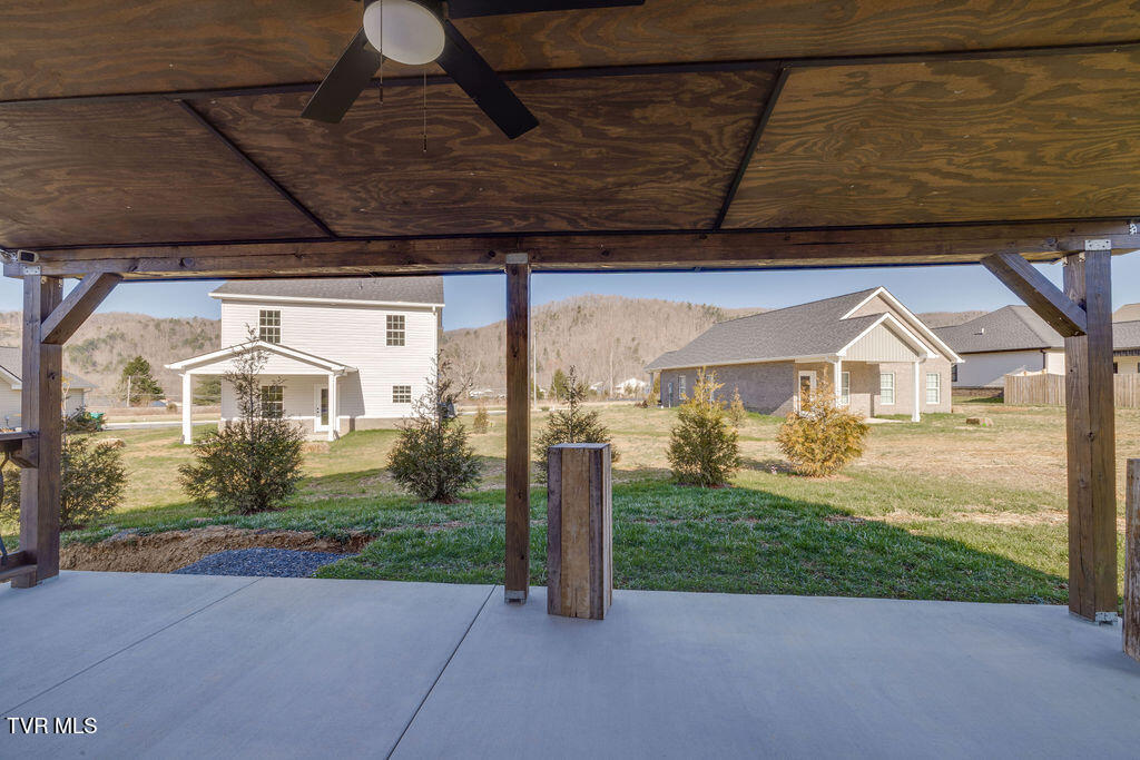 109 Ervin Loop, Erwin, Tennessee image 37