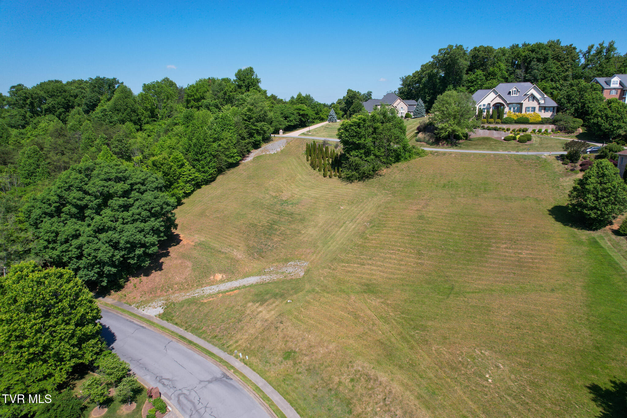 Photo 1 of 23 — 3417 Stoneridge Drive, Johnson City, TN 37604