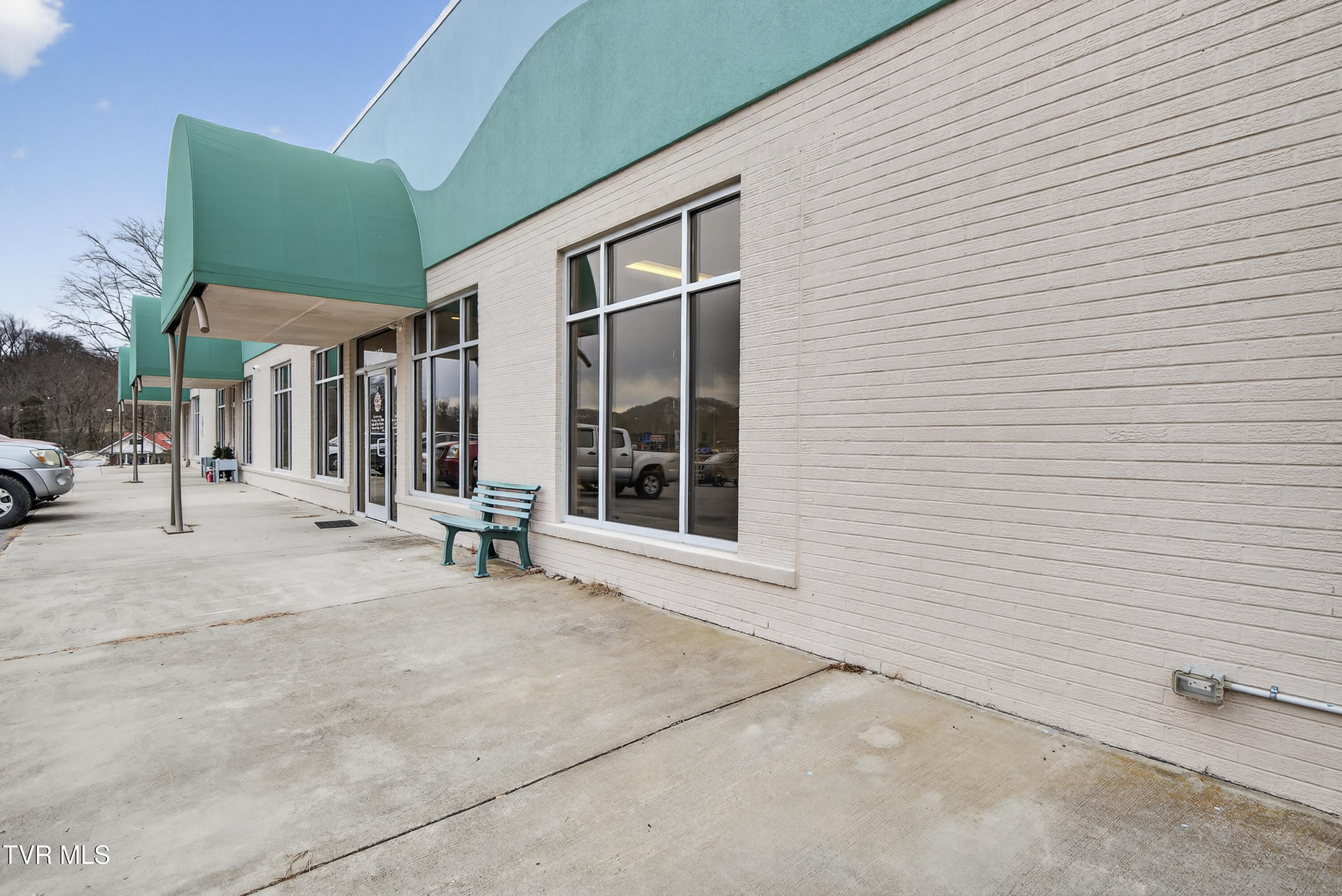 929 North Main Street