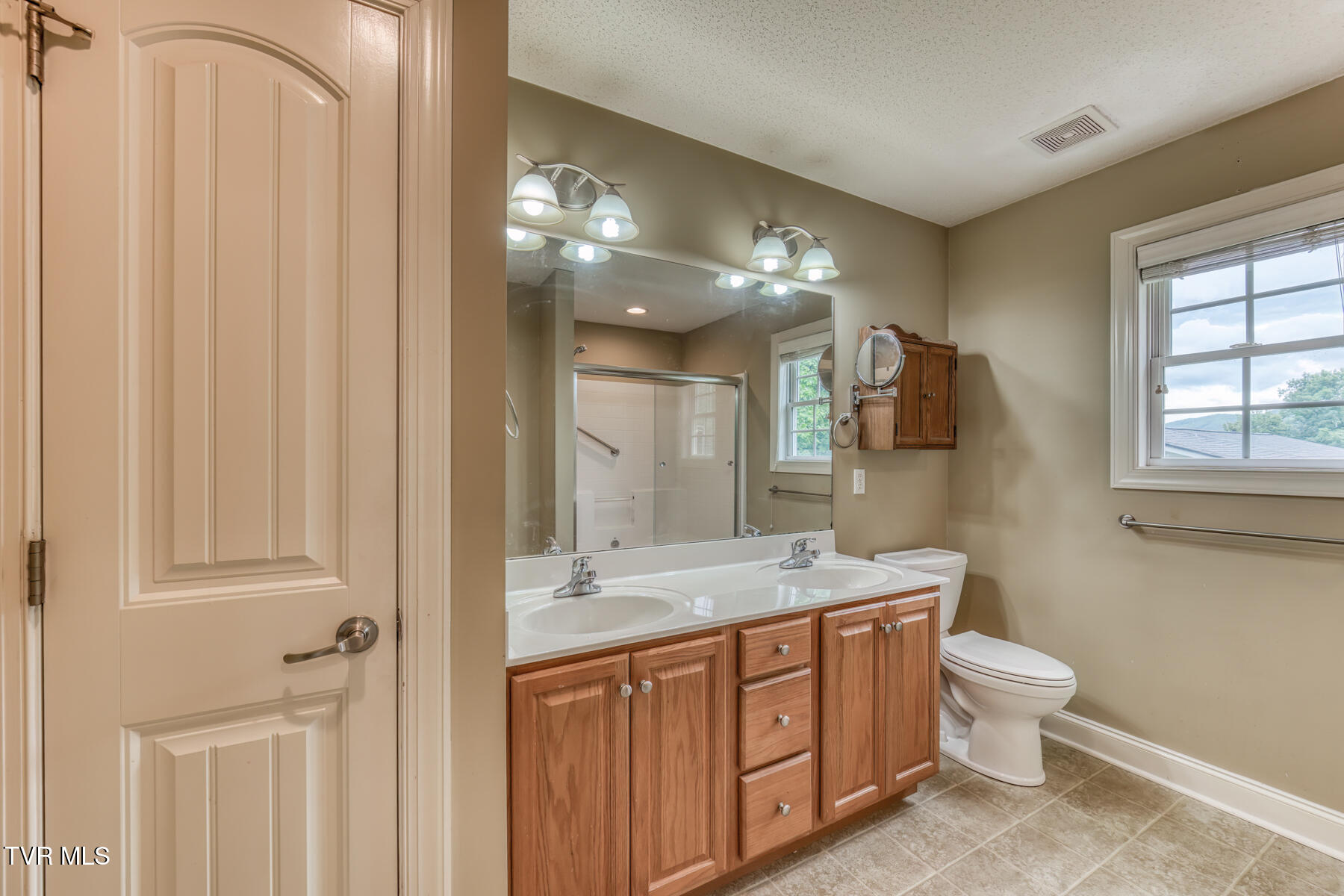 106 Meadow View Drive, Jonesborough, Tennessee image 26