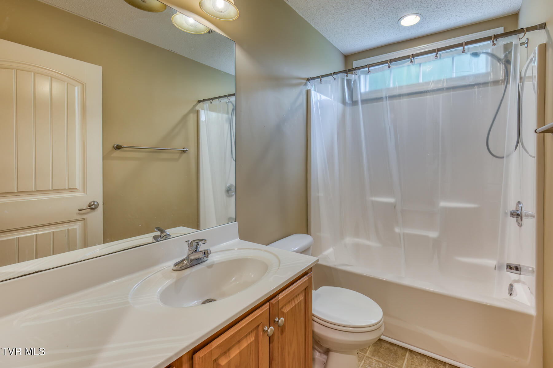 106 Meadow View Drive, Jonesborough, Tennessee image 17