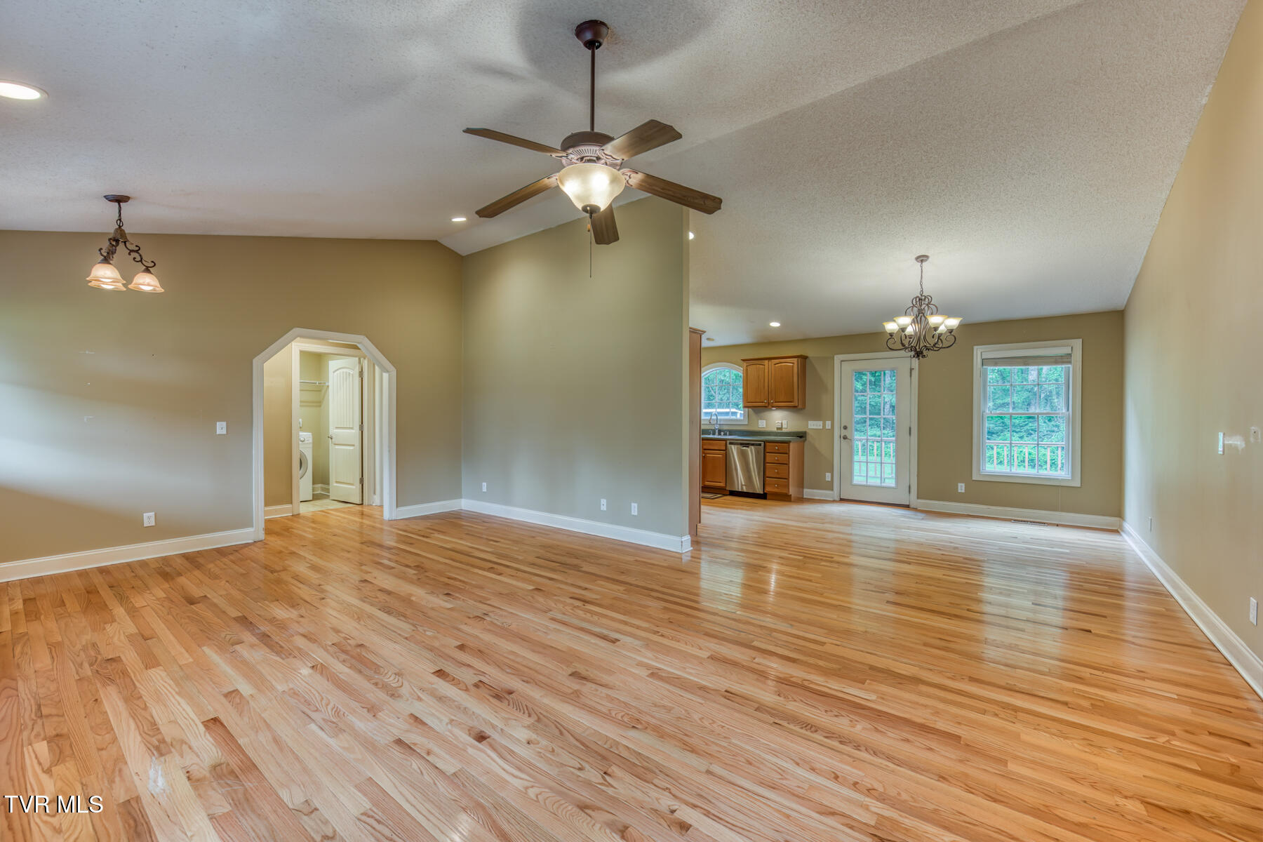 106 Meadow View Drive, Jonesborough, Tennessee image 8