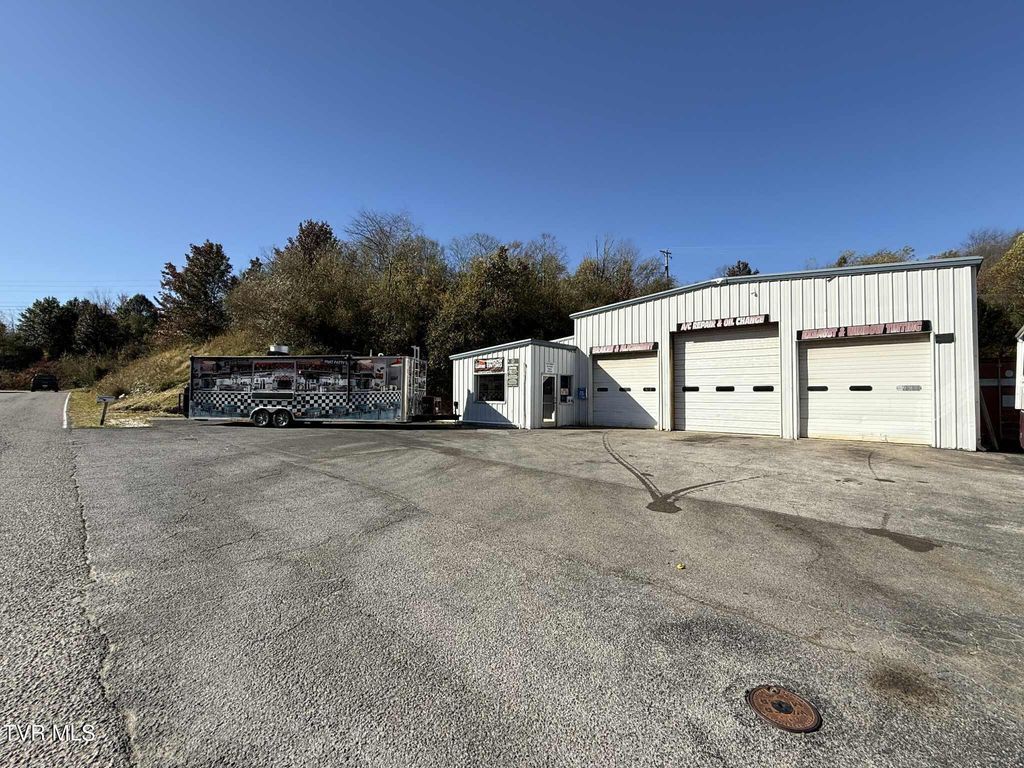 Photo of 605 Trent Street, Norton, VA 24273 (MLS # 9990750)