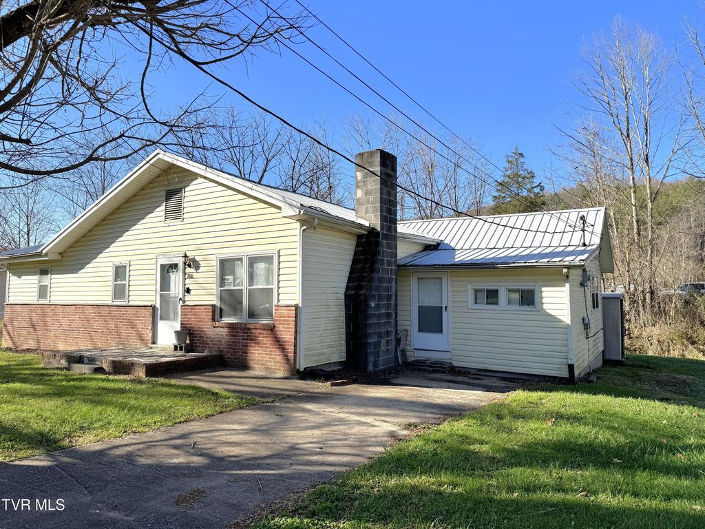 Photo of 200 Morrison Road, Jonesville, VA 24263 (MLS # 9973901)