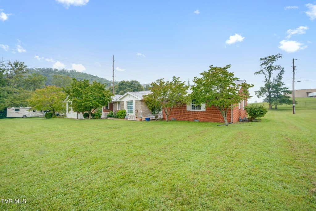 Photo of 207 Westhills Drive, Rogersville, TN 37857 (MLS # 9999838)