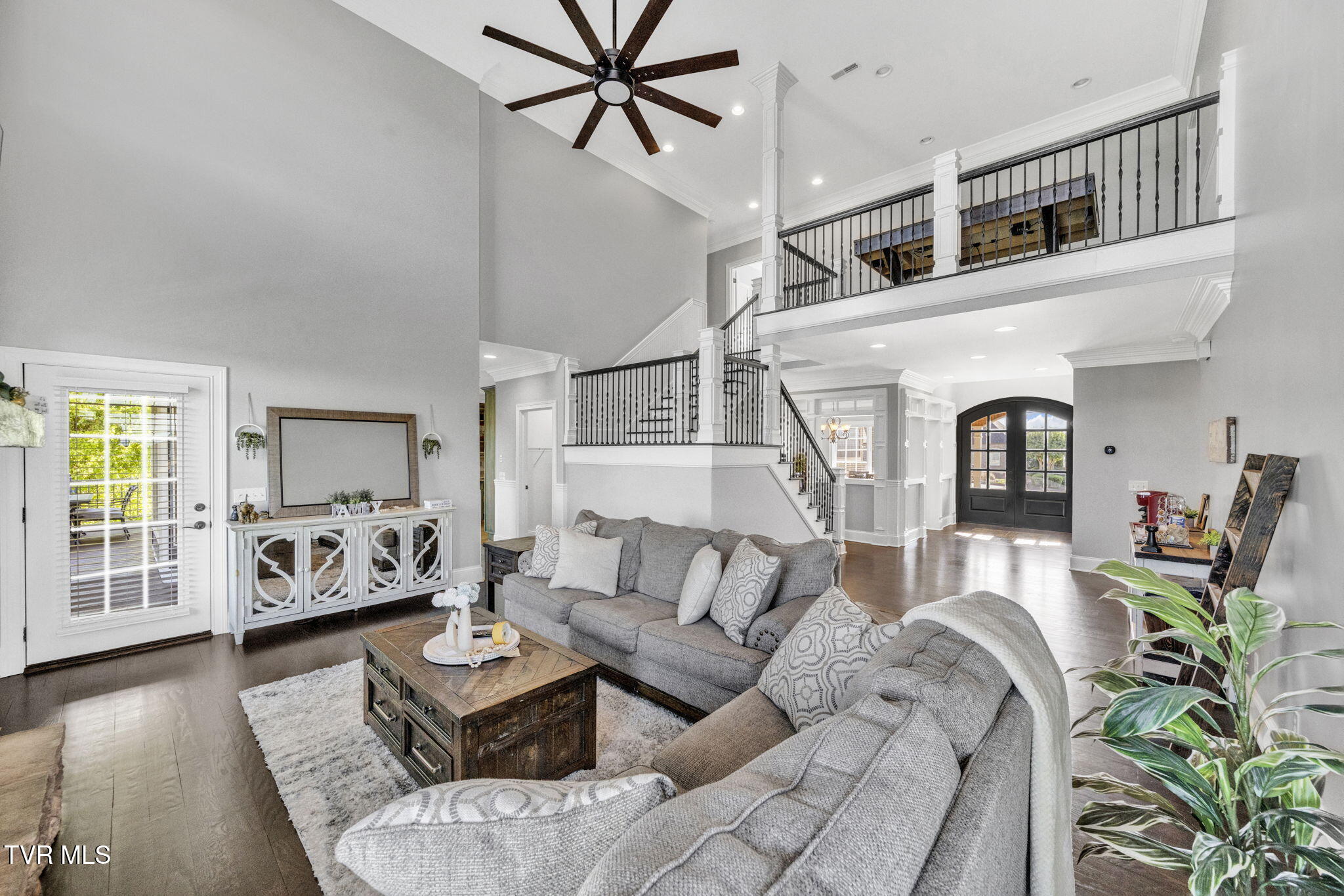 301 Sunset Ridge Court