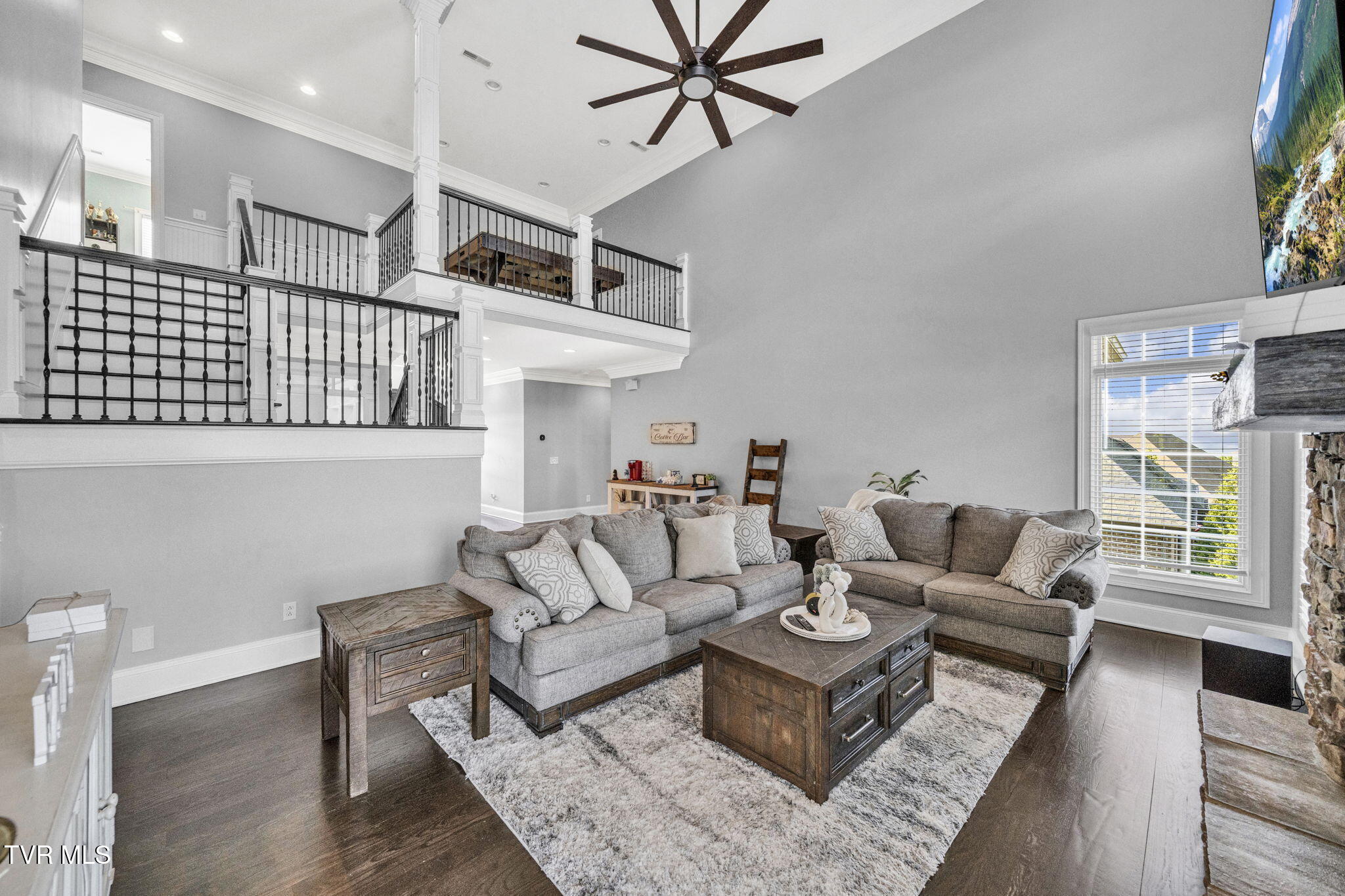 301 Sunset Ridge Court