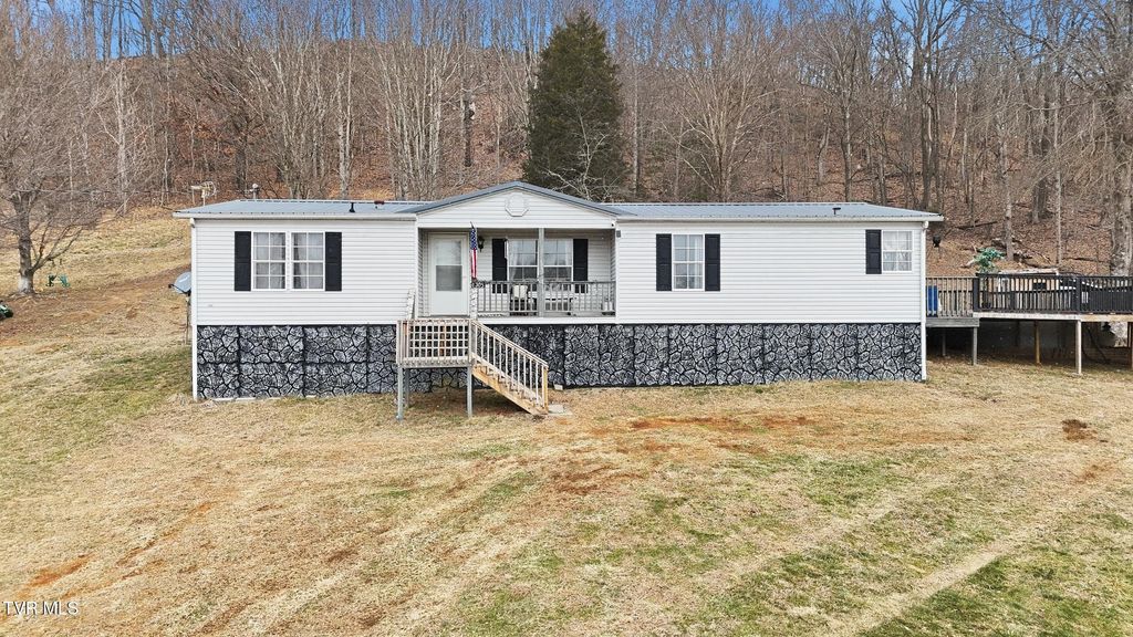 Photo of 305 Browders Chapel Road, Hiltons, VA 24258 (MLS # 9990732)