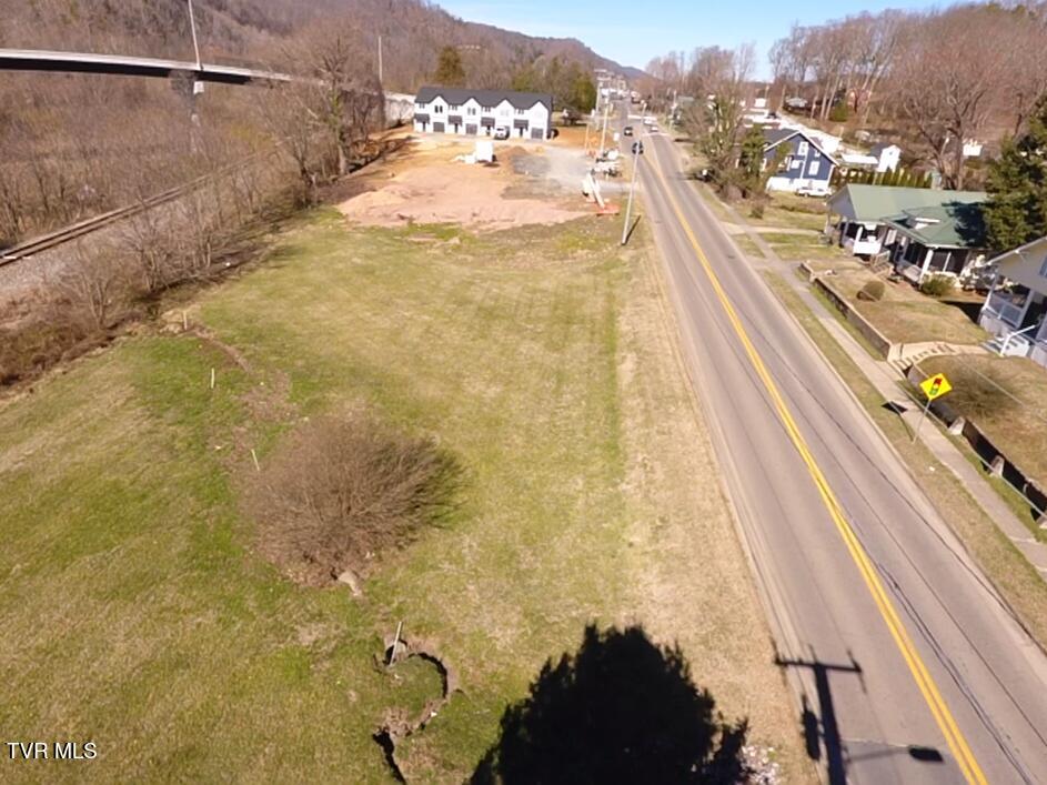704 Main Avenue, Erwin, Tennessee image 4