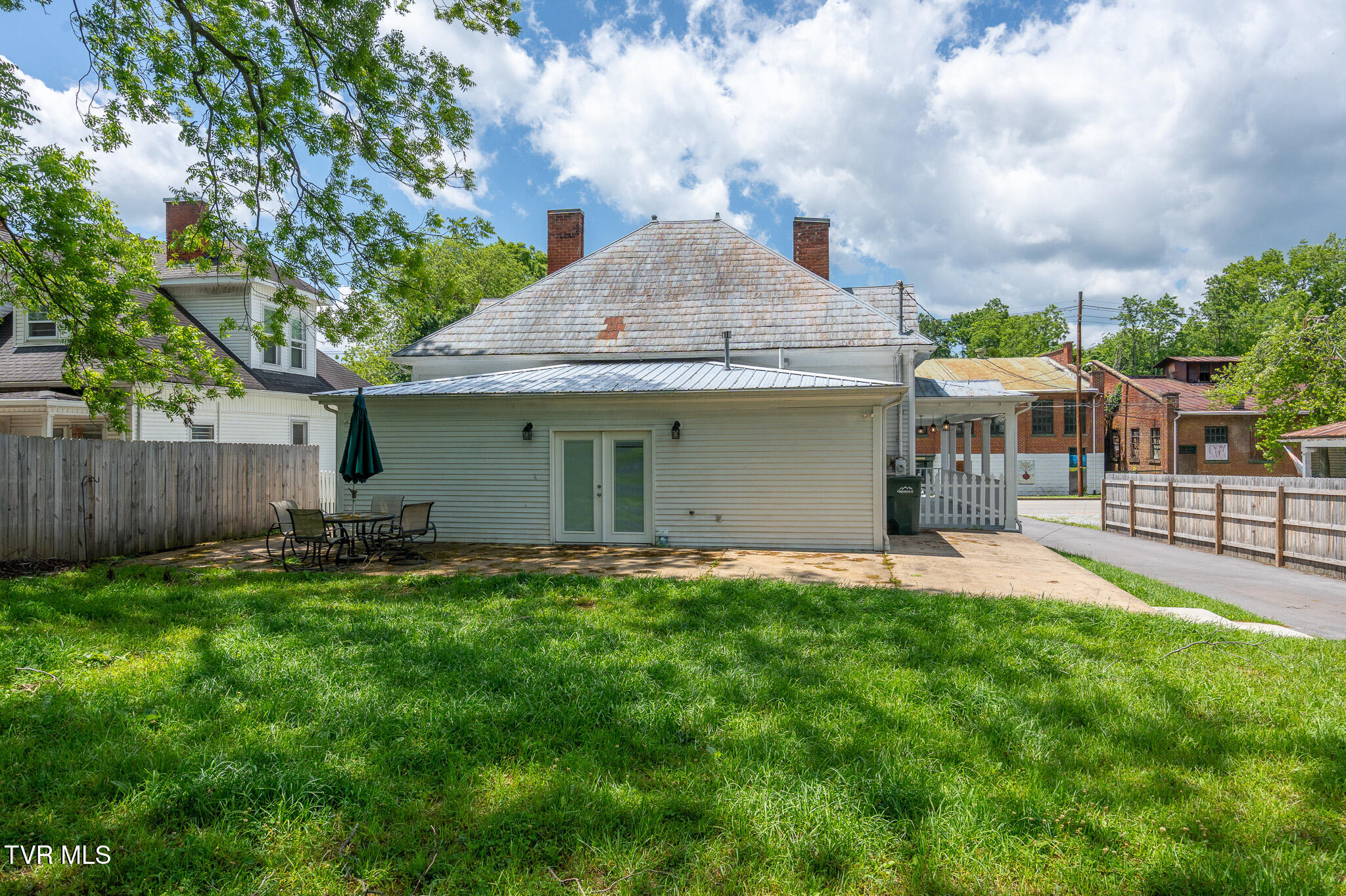 311 Cutler Street, Greeneville, Tennessee image 5