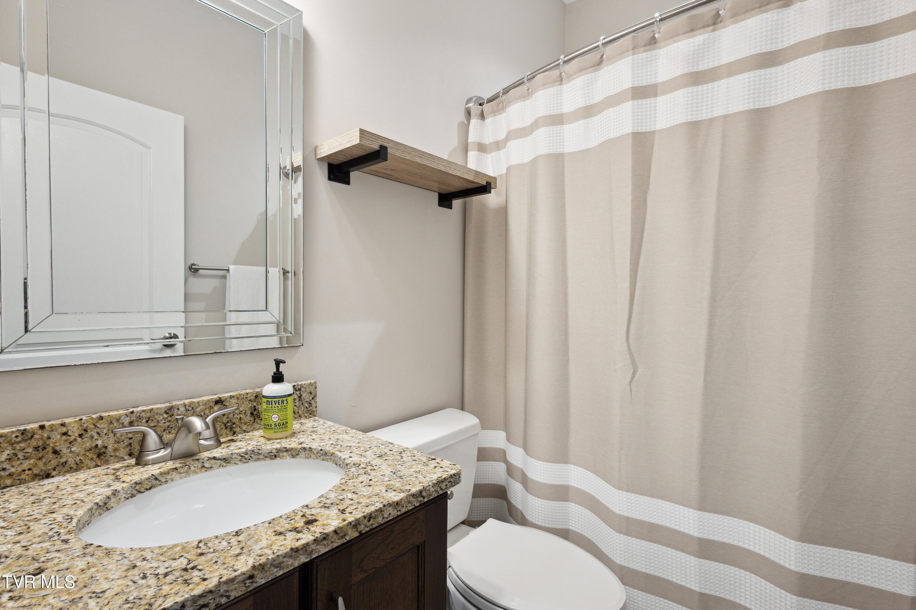 924 Walker Street, Elizabethton, Tennessee image 25